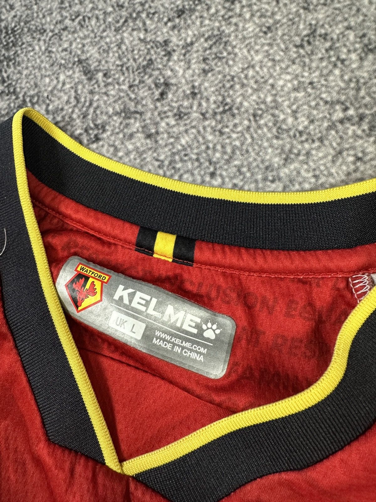 Other Kelme Watford Soccer Jersey Streetwear Rare Casual L England Size US L / EU 52-54 / 3 - 4 Thumbnail