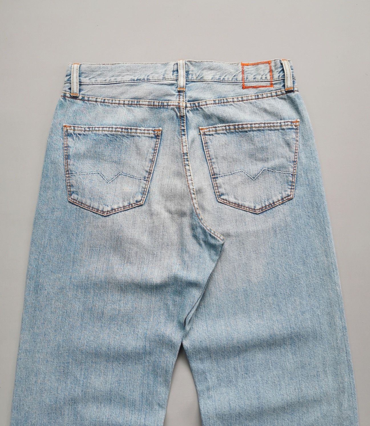 Hugo Boss Hugo Boss Light Denim Jeans Size US 32 / EU 48 - 6 Thumbnail