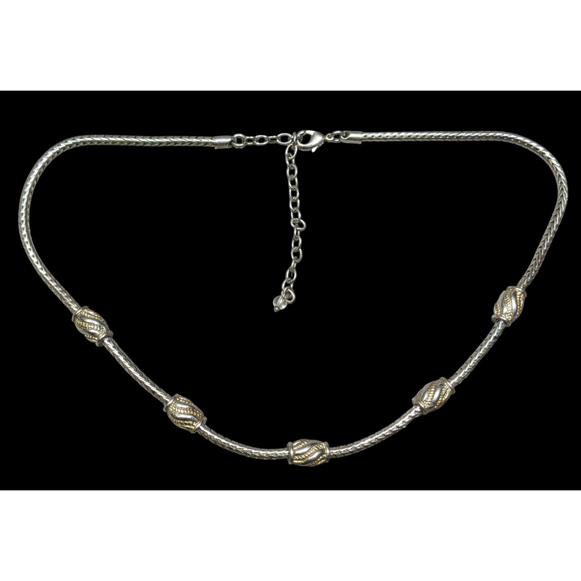 Other Modernist Metallic Silver Tone Station Necklace On Snake Cha Size ONE SIZE - 1 Thumbnail