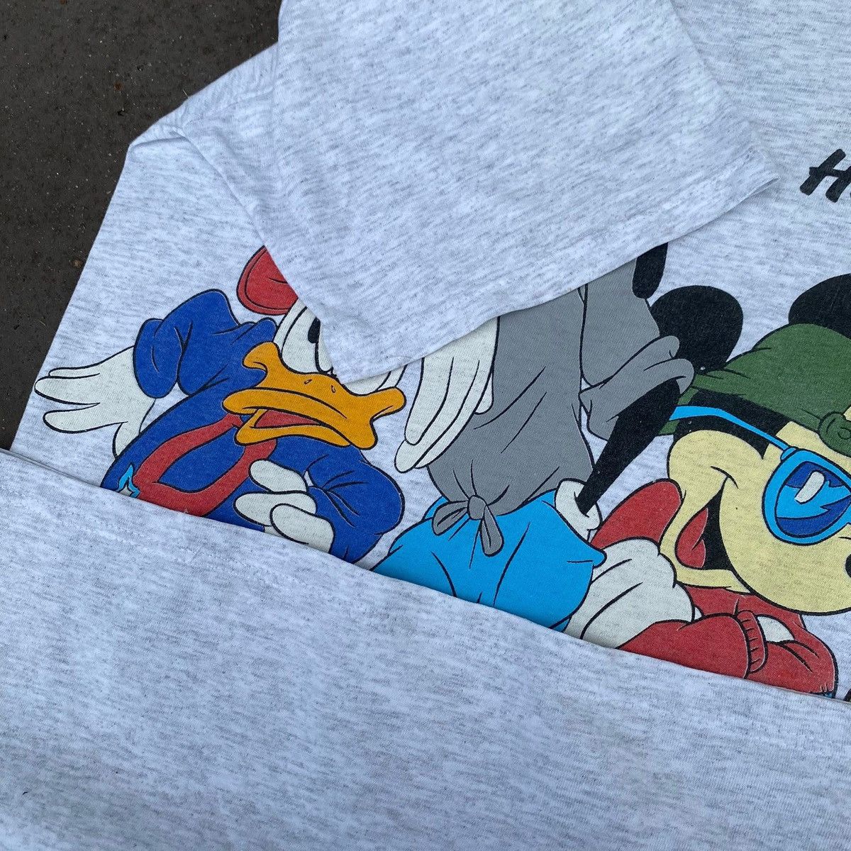 Disney RARE ‼️ Mickey Mouse • Hawaii Size US M / EU 48-50 / 2 - 4 Thumbnail