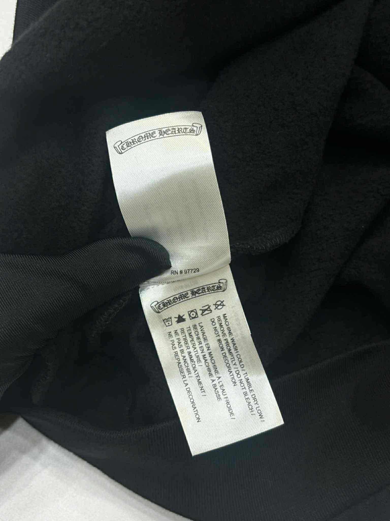 Chrome Hearts Chrome hearts vertical logo hoodie Size US L / EU 52-54 / 3 - 9 Thumbnail