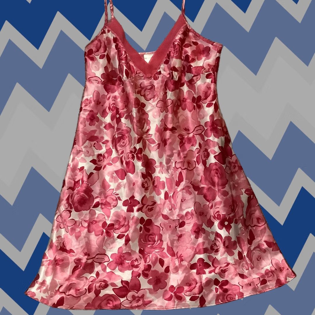 Liz Claiborne Liz Claiborne Pink Floral Satin Nightgown Lingerie Camisole M Womens Adjustable Strap Satin Vintage No Size ONE SIZE - 1 Thumbnail