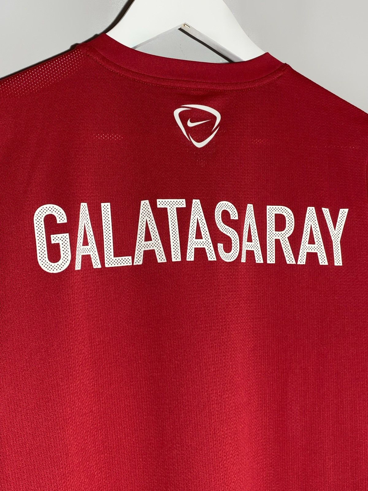Nike Nike Galatasaray AS 2013 Football Shirt Size US M / EU 48-50 / 2 - 11 Thumbnail