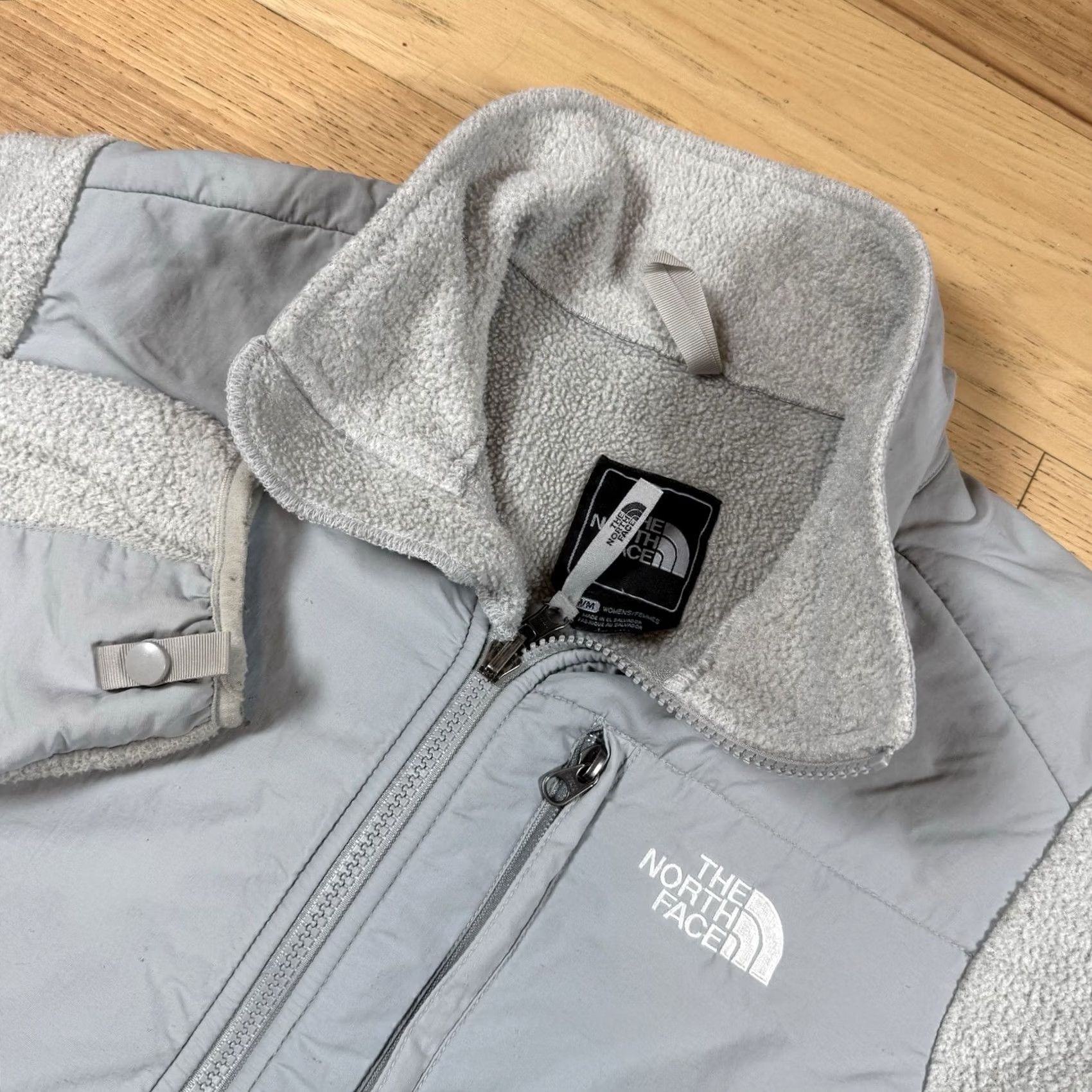 The North Face The North Face Jacket Women M Denali Polartec Fleece White Gray Full Zip Size M / US 6-8 / IT 42-44 - 2 Thumbnail