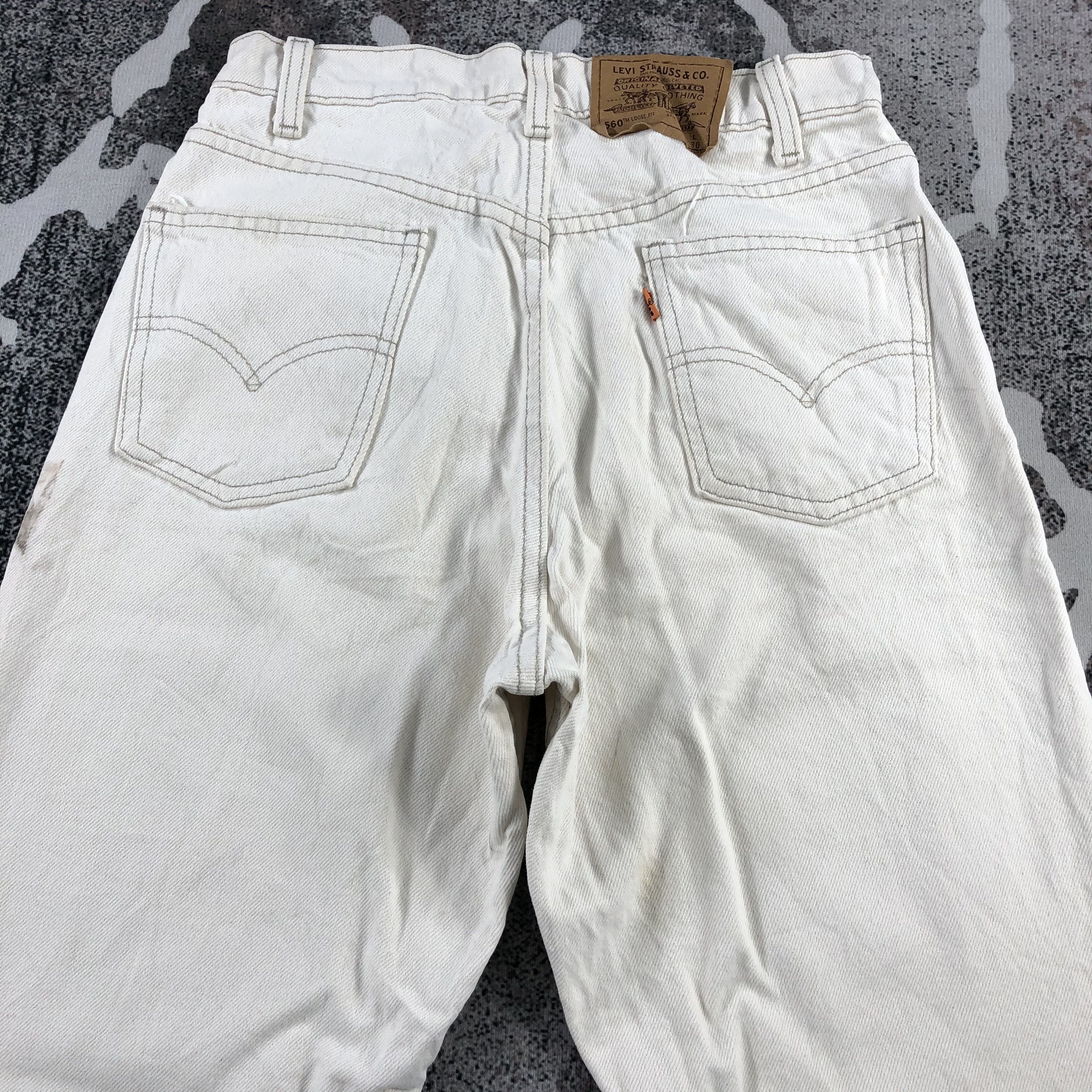 Levi's Vintage 90s Levis 560 Jeans Loose Fit Denim KJ946 Size US 27 - 4 Thumbnail