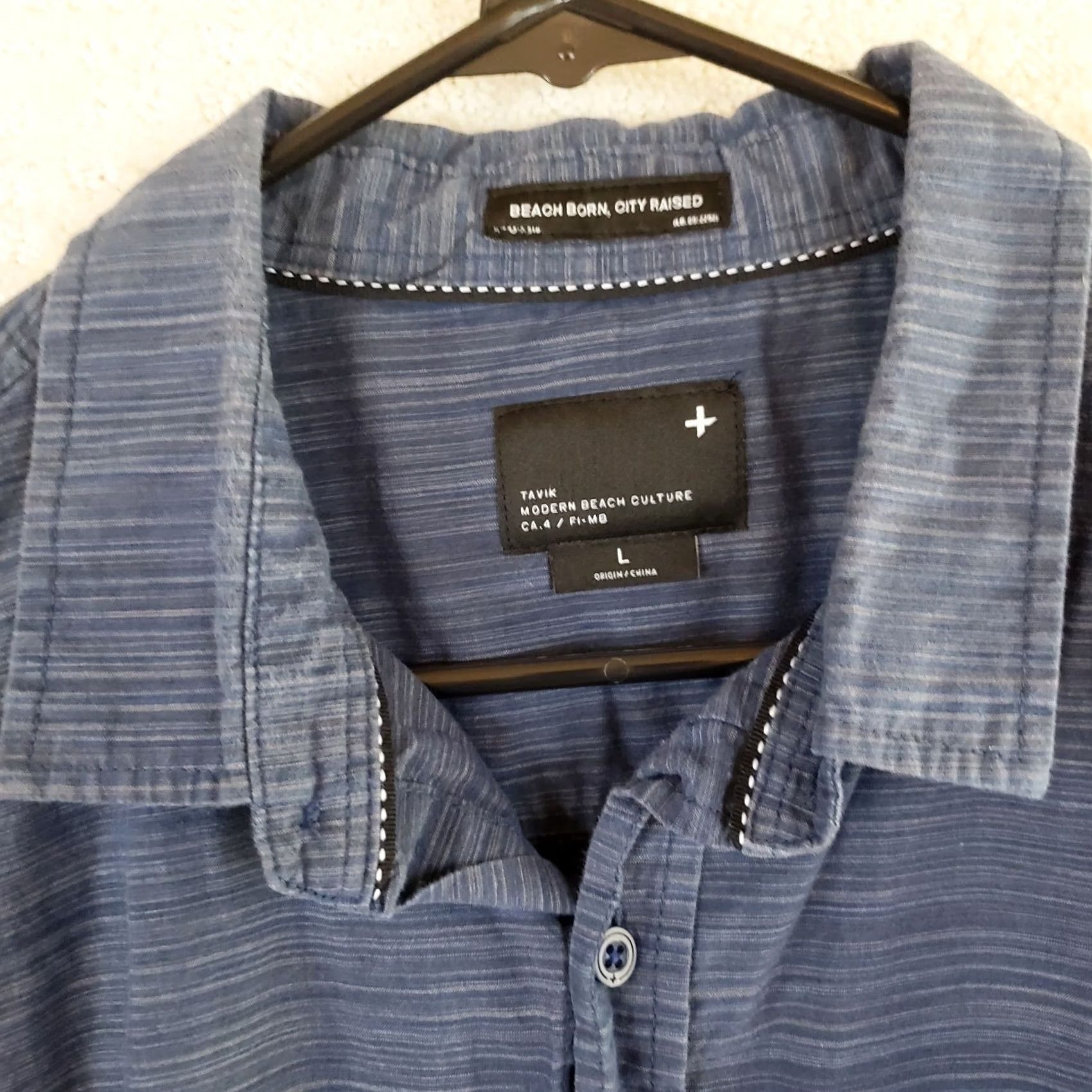 Tavik Tavik Men L Blue Denim Striped Long Sleeve Button Shirt Beach Culture Modern Shirt Button-Down Crew Neck? Size US L / EU 52-54 / 3 - 5 Thumbnail