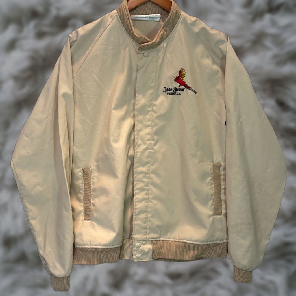 Holloway VINTAGE Jose Cuervo Tequila Jacket Mens Large Beige Windbreaker Holloway USA Size US L / EU 52-54 / 3 - 1 Thumbnail