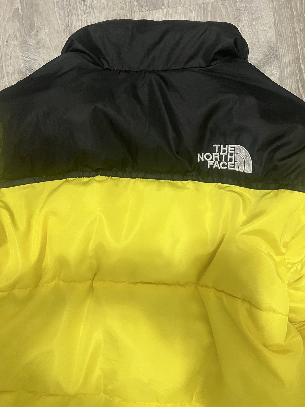 The North Face THE NORTH FACE BLACK & YELLOW MENS 1996 NUPTSE 700( L ) Size US L / EU 52-54 / 3 - 5 Thumbnail