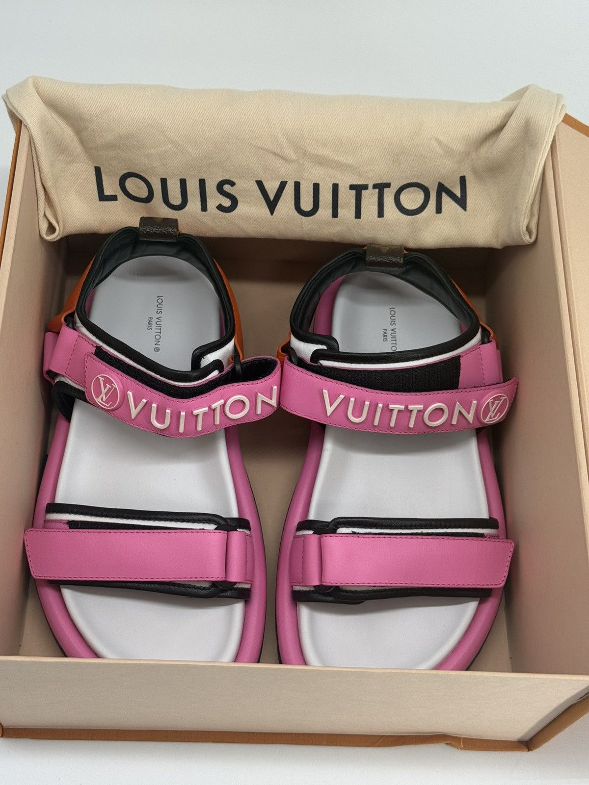 Louis Vuitton Louis Vuitton pool pillow Flat Sandals Pink Pop 39 9 Size US 9 / IT 39 - 1 Thumbnail