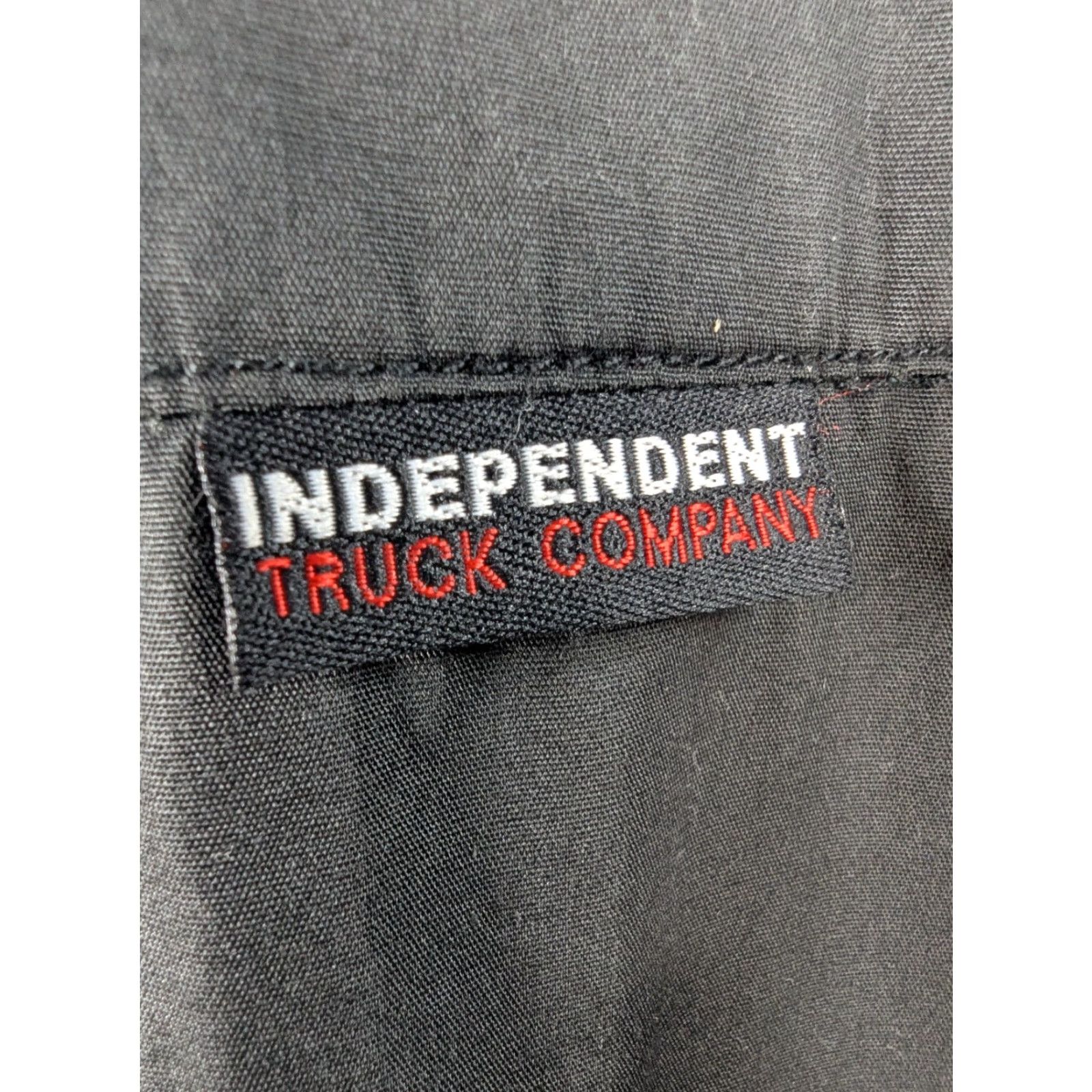 Vintage Independent Shirt Mens M Black Long Sleeve Button-Up Y2K Skater - Black Cotton Blend, Solid, Casual, Regular Fit, Collar Point, Size M Size US M / EU 48-50 / 2 - 5 Thumbnail
