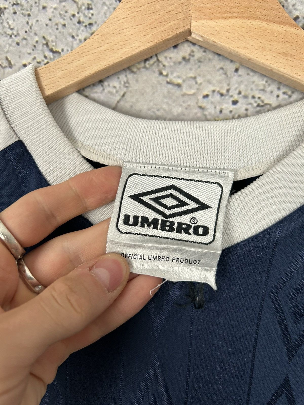 Umbro Vintage 90s Umbro Center Big Logo Jersey Sport Hype Size US S / EU 44-46 / 1 - 4 Thumbnail