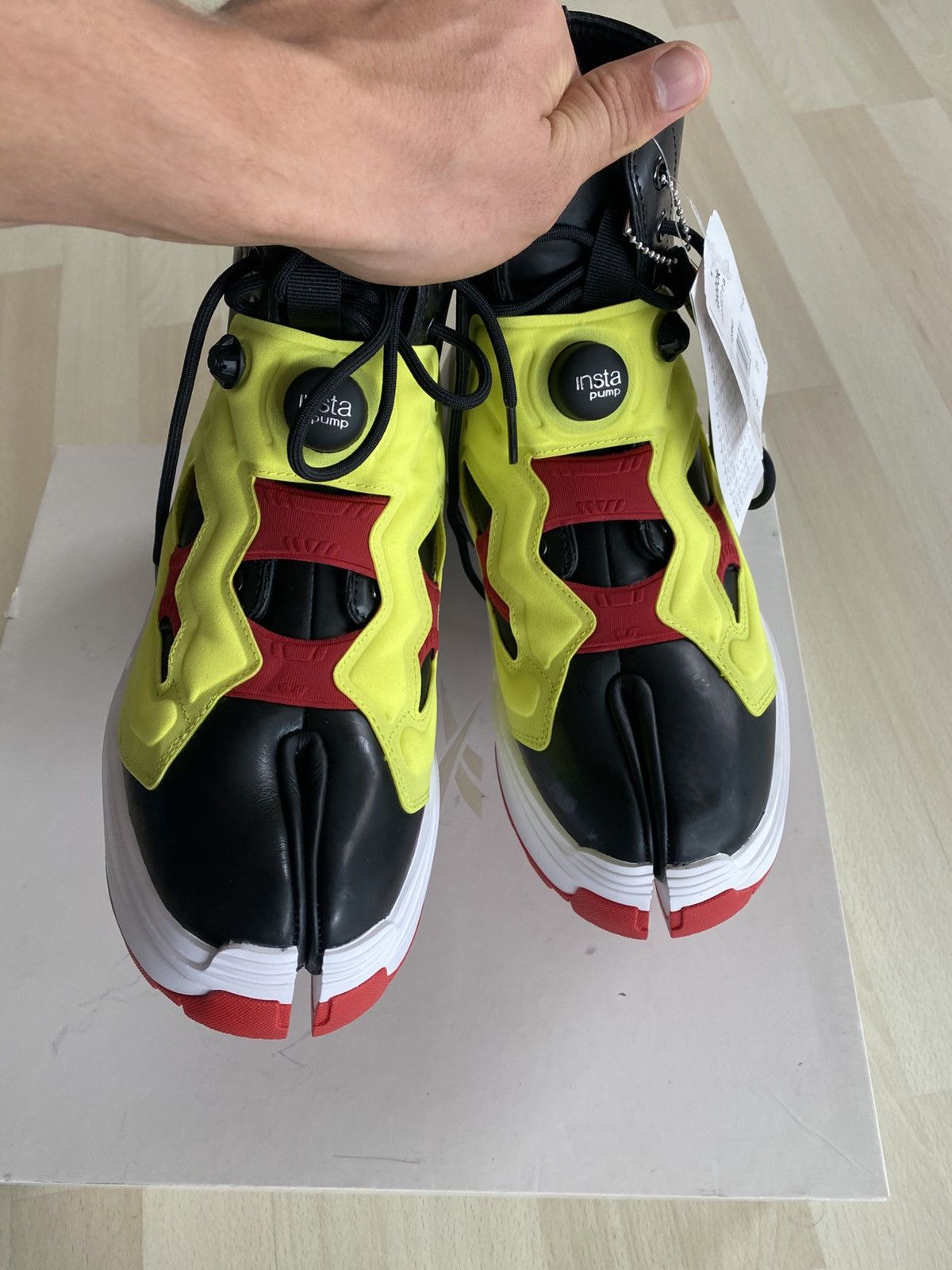 Maison Margiela × Reebok Maison Margiela x Reebok Tabi New With Box Sneakers Size US 8.5 / EU 41-42 - 8 Thumbnail