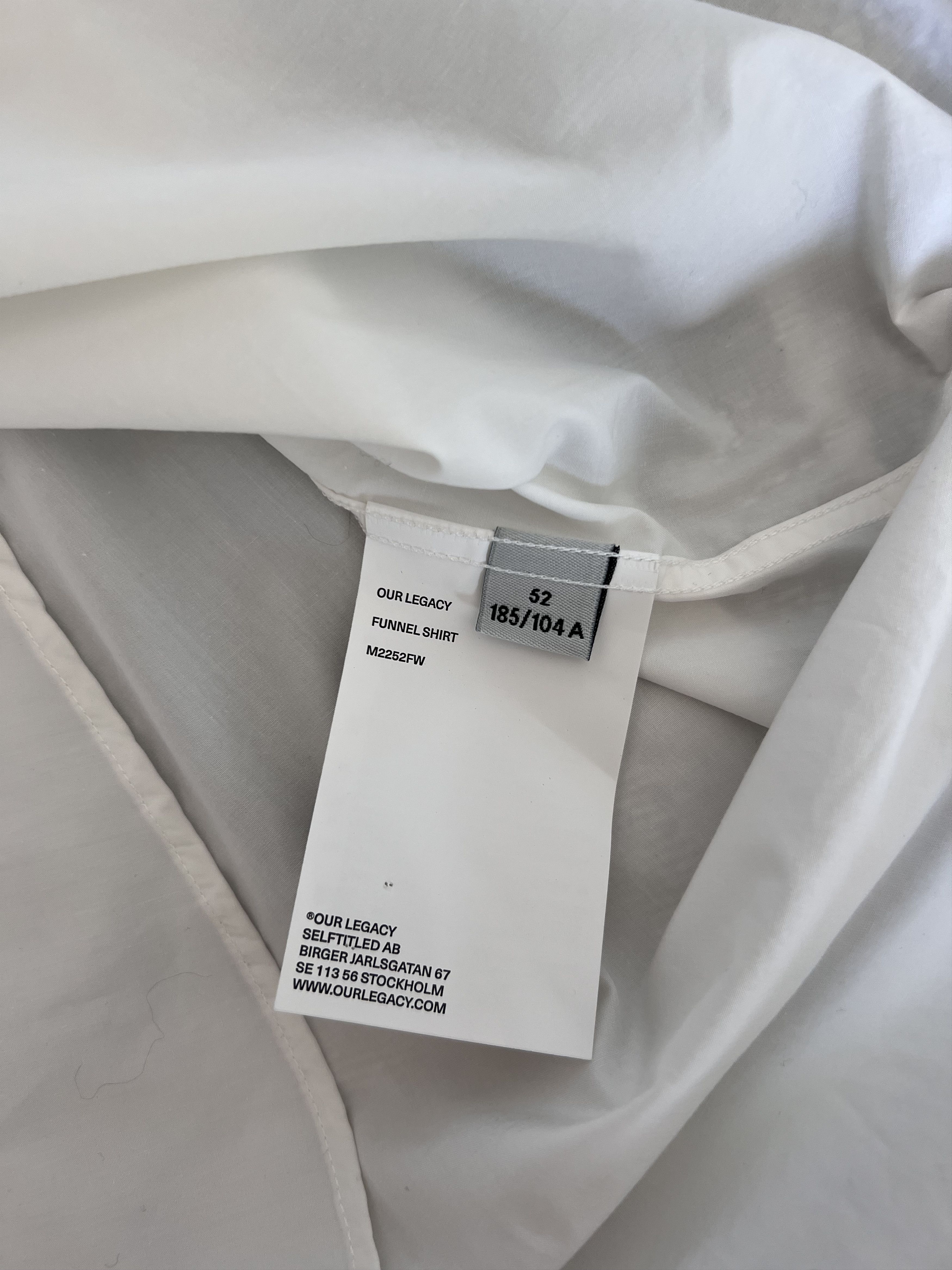 Our Legacy Our Legacy Dense Poplin Funnel Shirt in White Size US L / EU 52-54 / 3 - 8 Thumbnail