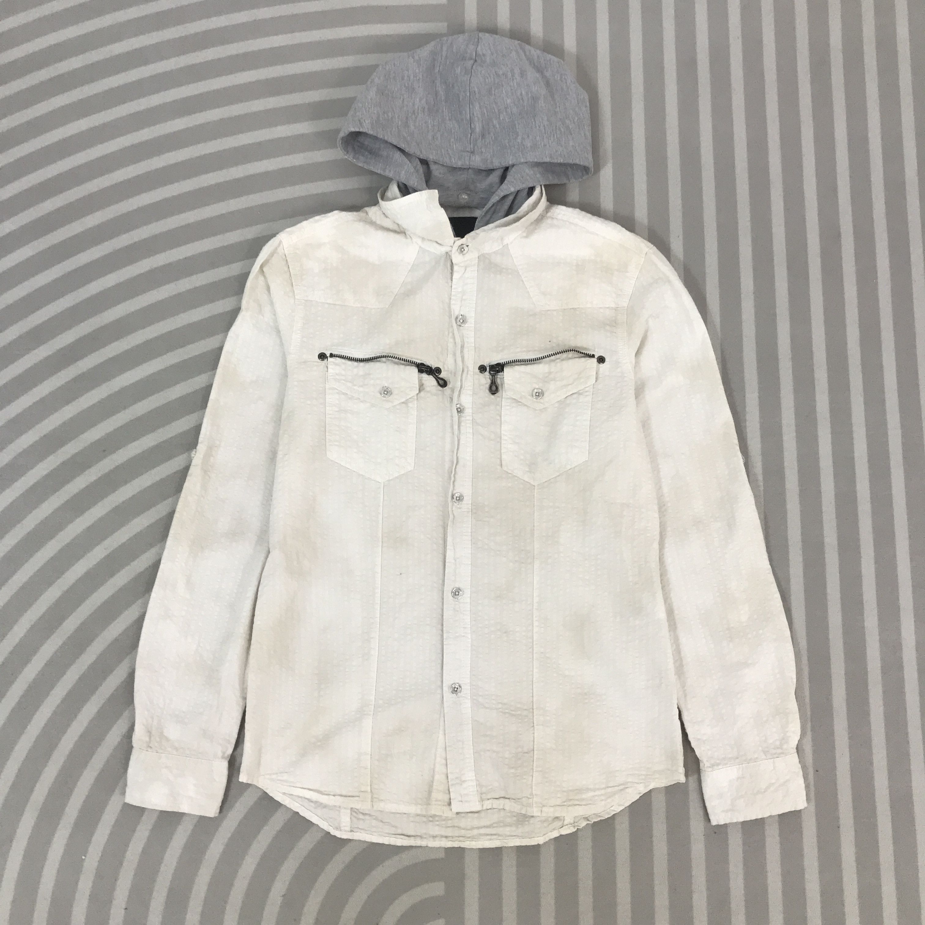 In The Attic In The Attic Japan Hoodie style button up Shirt K44B56 Size US M / EU 48-50 / 2 - 1 Thumbnail