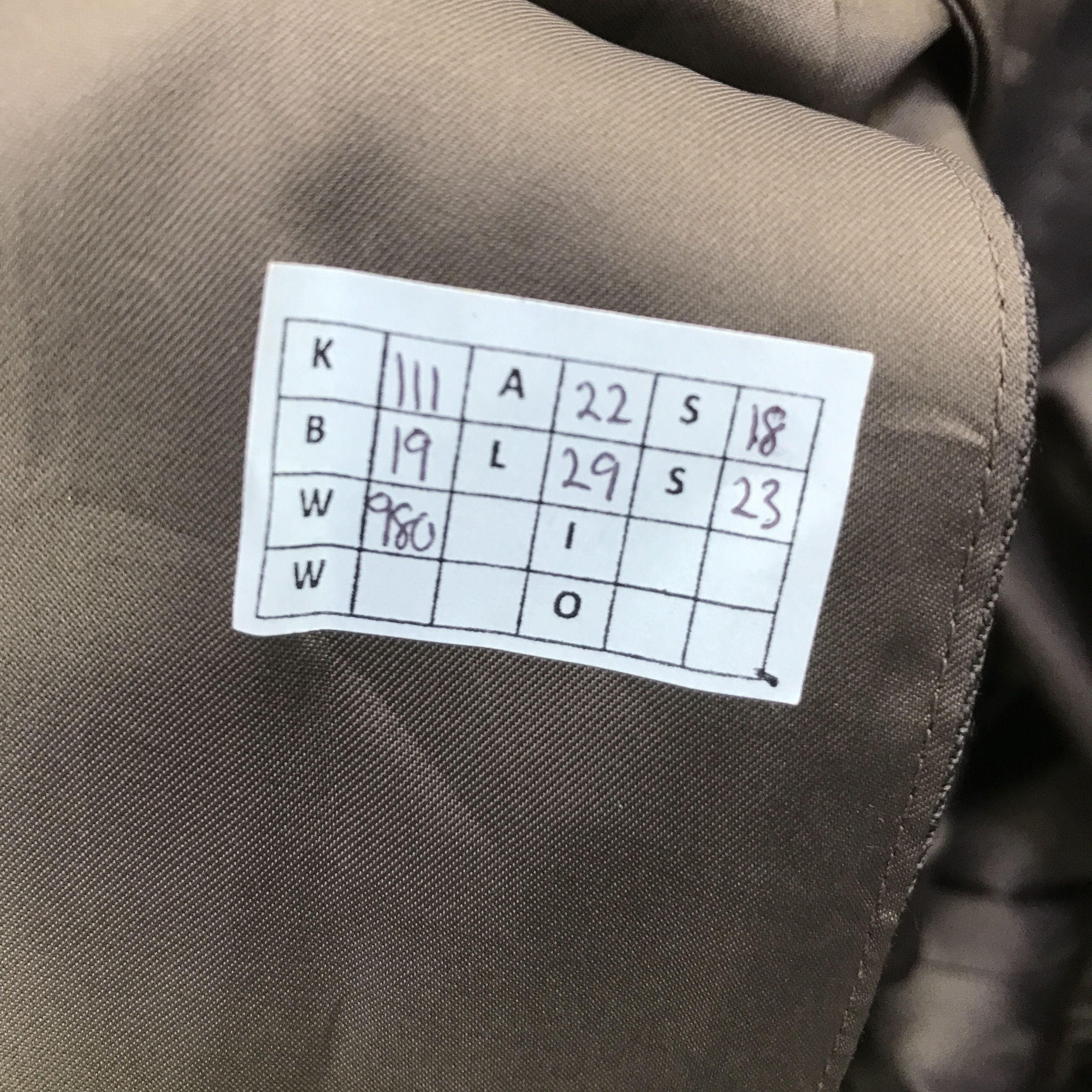 Burberry BURBERRY'S CLASSIC DOUBLE BREASTED BLAZER K111B19 Size US L / EU 52-54 / 3 - 14 Thumbnail