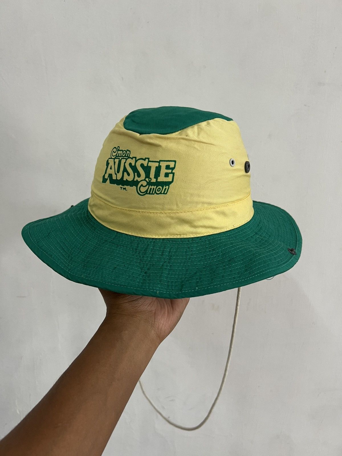 Vintage C’mon Aussie C’mon Bucket Hat Size ONE SIZE - 1 Thumbnail
