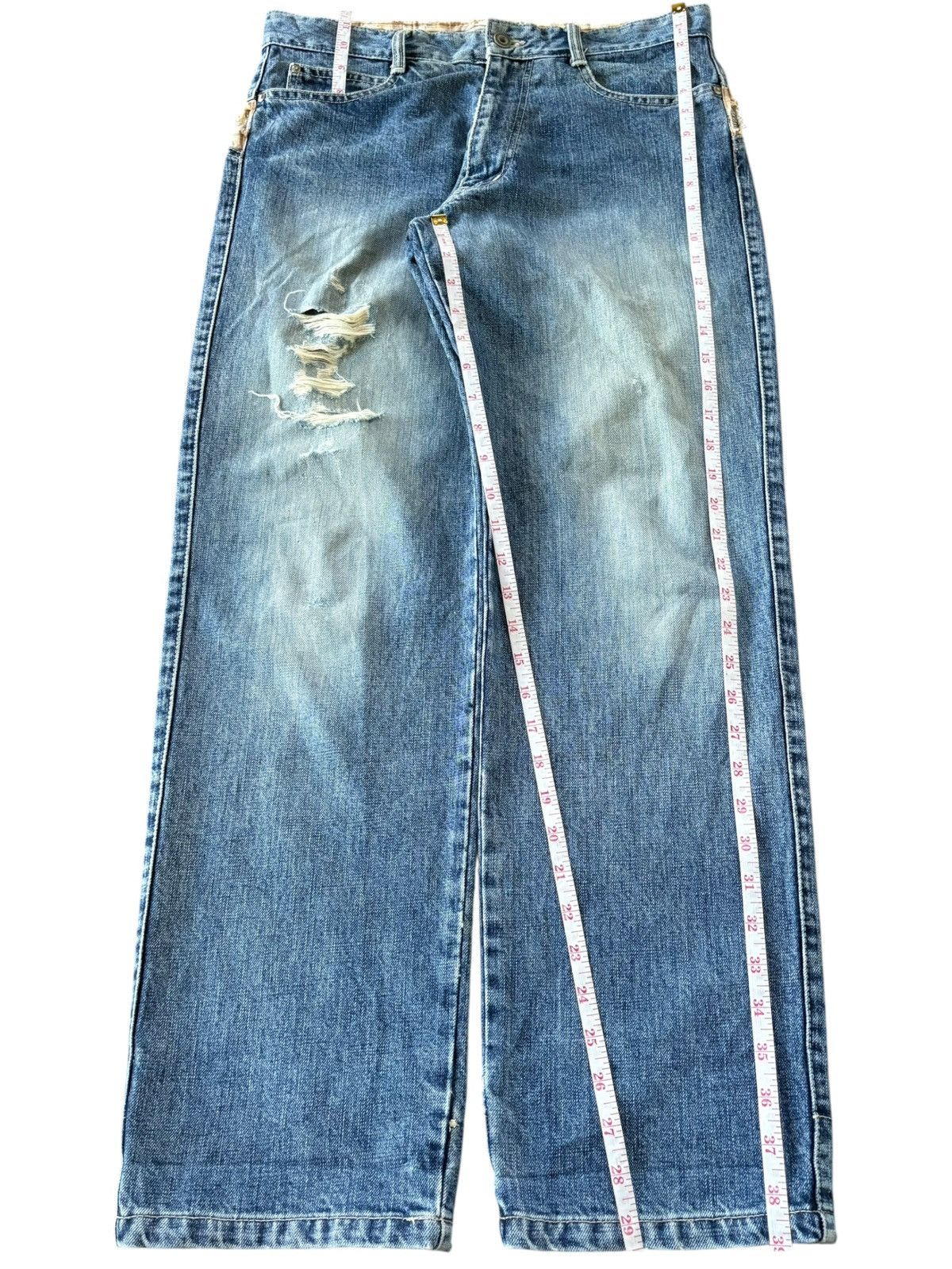 Japanese Brand Vintage Japanese Brand Faded Distress Loose Jeans Size US 32 / EU 48 - 8 Thumbnail