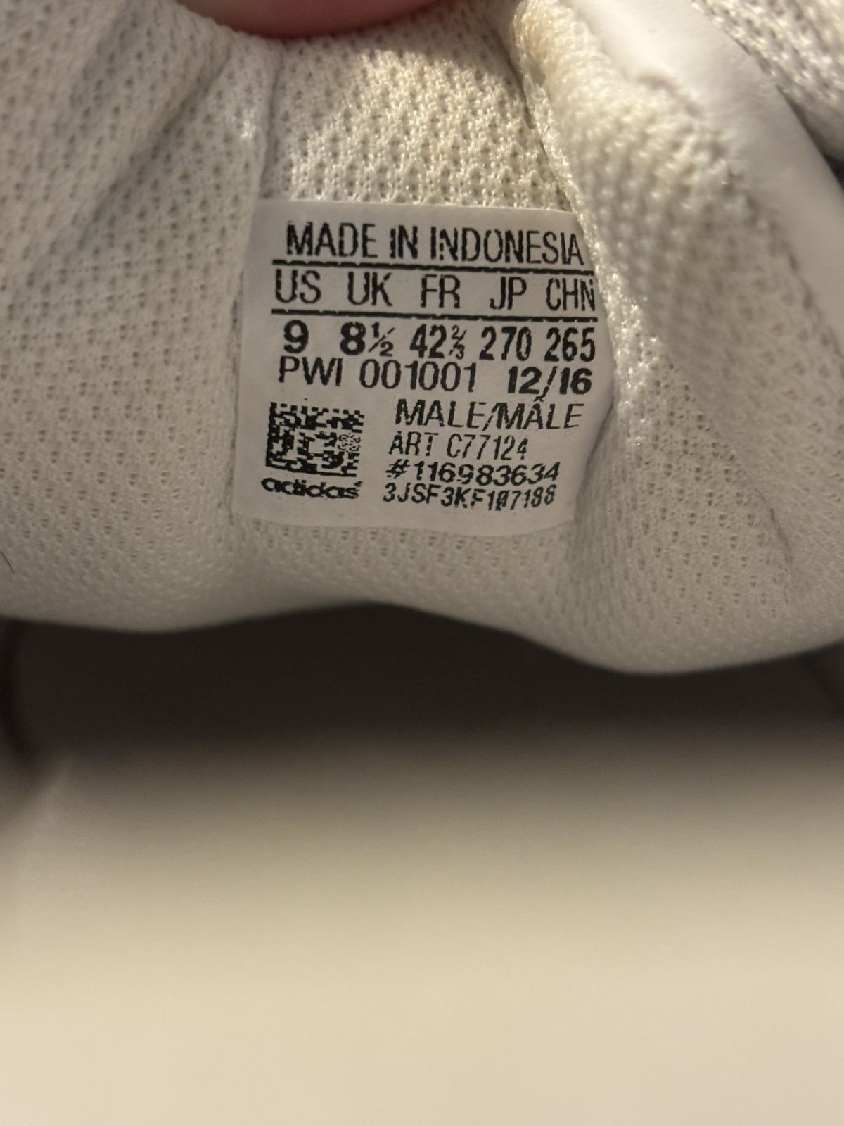 Adidas Adidas Superstars Size US 9 / EU 42 - 6 Thumbnail