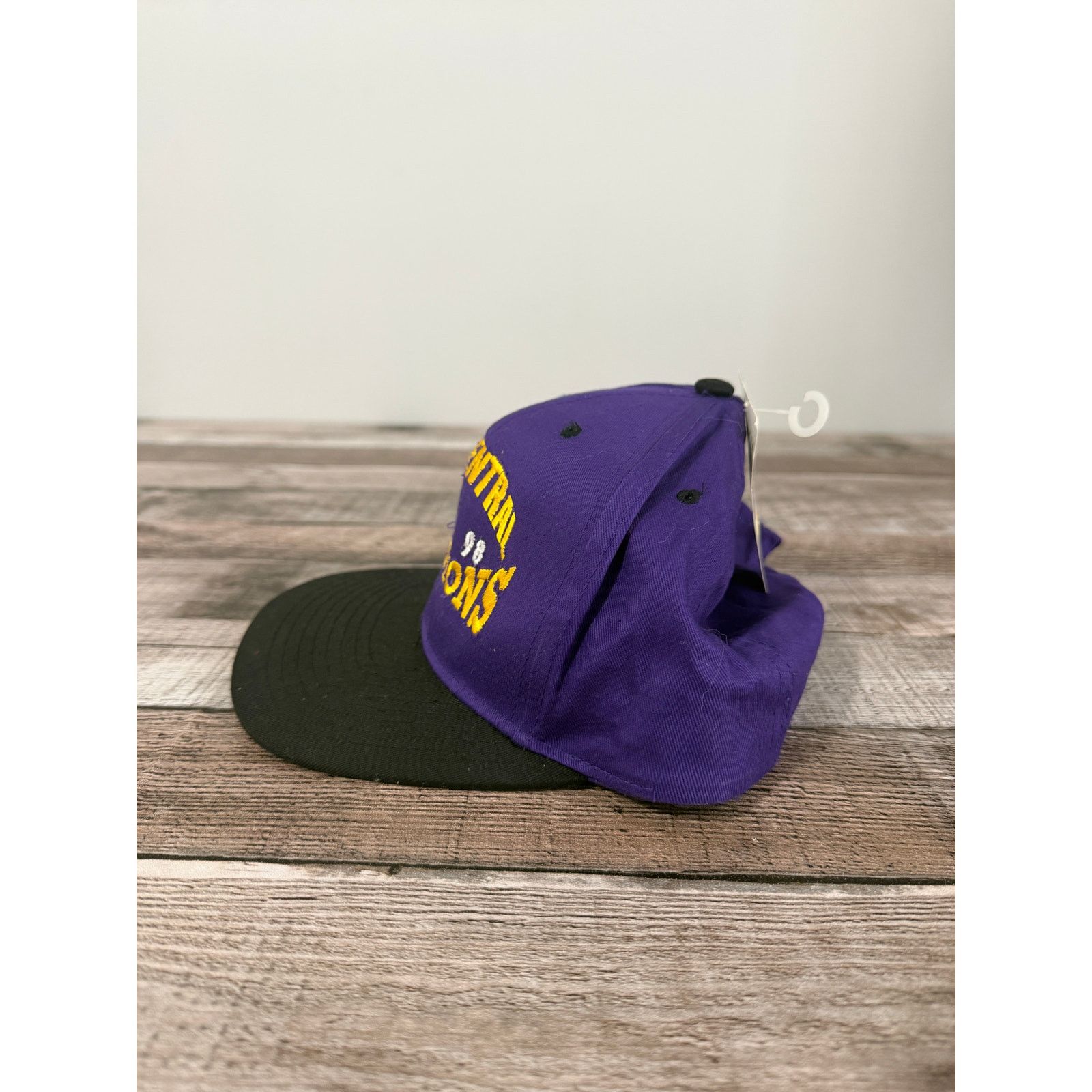 NFL NWT Vintage Minnesota Vikings 1998 Snapback Hat Size ONE SIZE - 4 Thumbnail