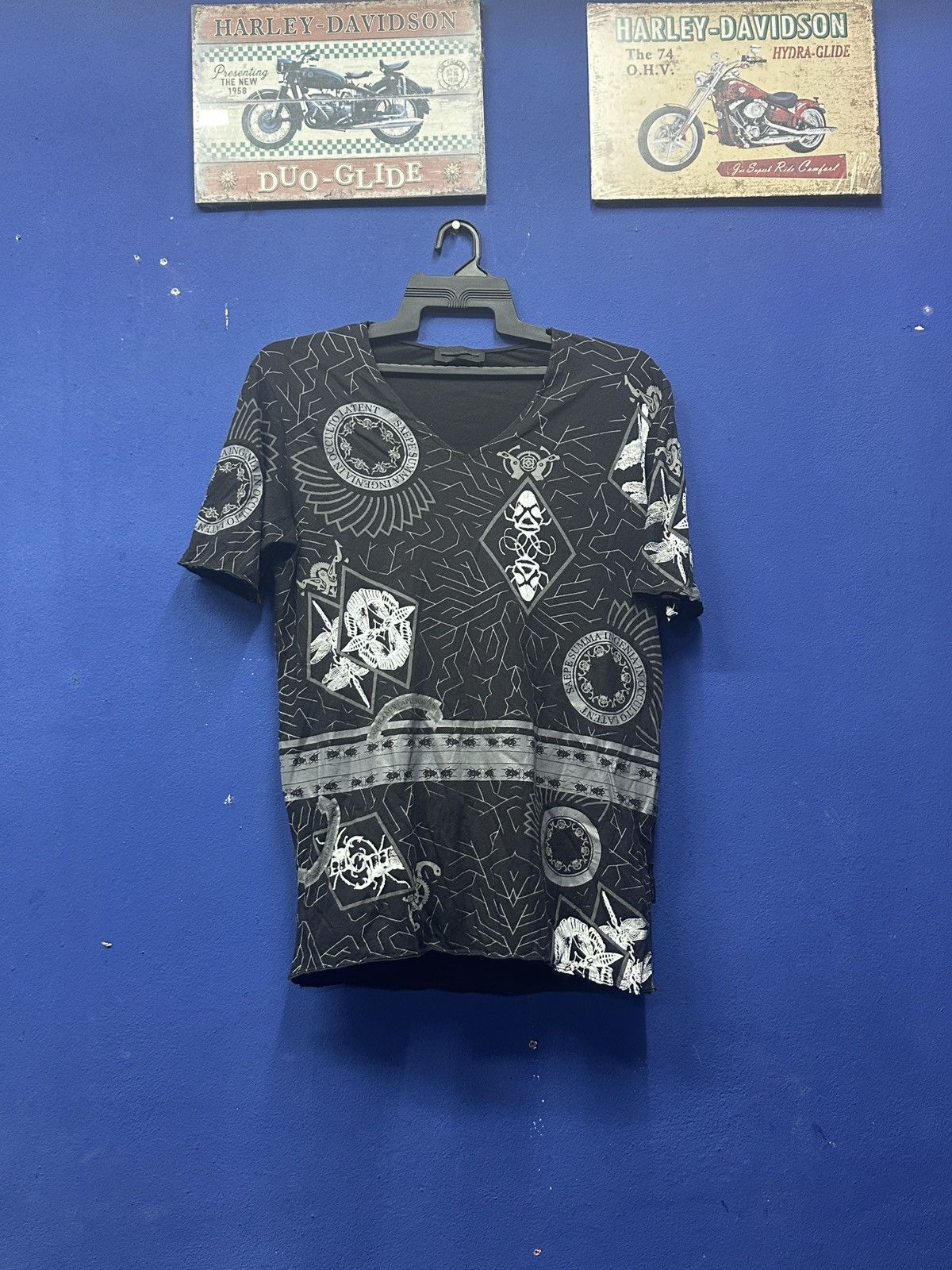 Diesel × Diesel Black Gold × Vintage Rare 🔥 Diesel Black Gold Full Print Punk Tee Size US M / EU 48-50 / 2 - 1 Thumbnail