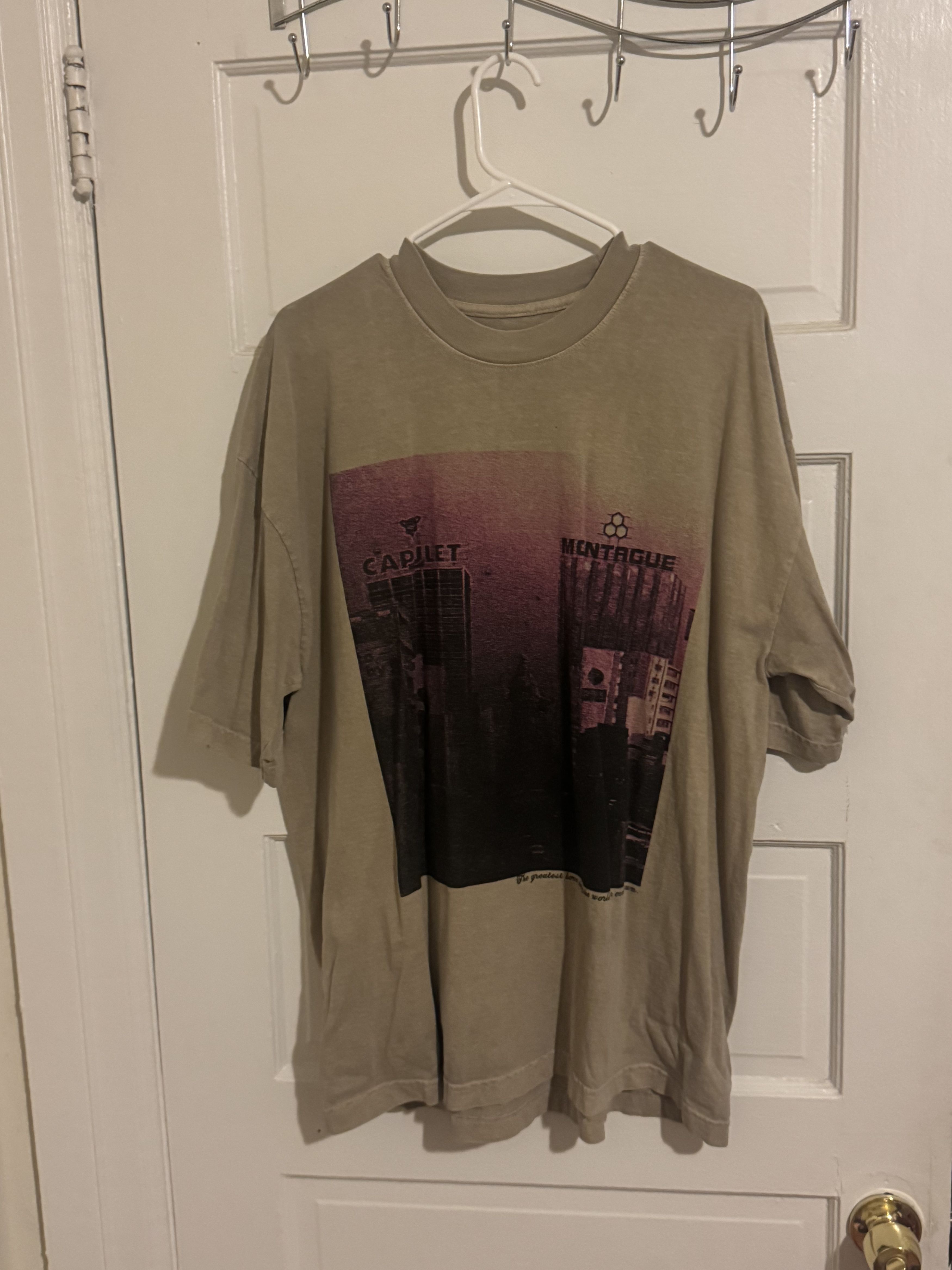 Other AND AFTER THAT Romeo and Juliet T XL Size US XL / EU 56 / 4 - 1 Thumbnail