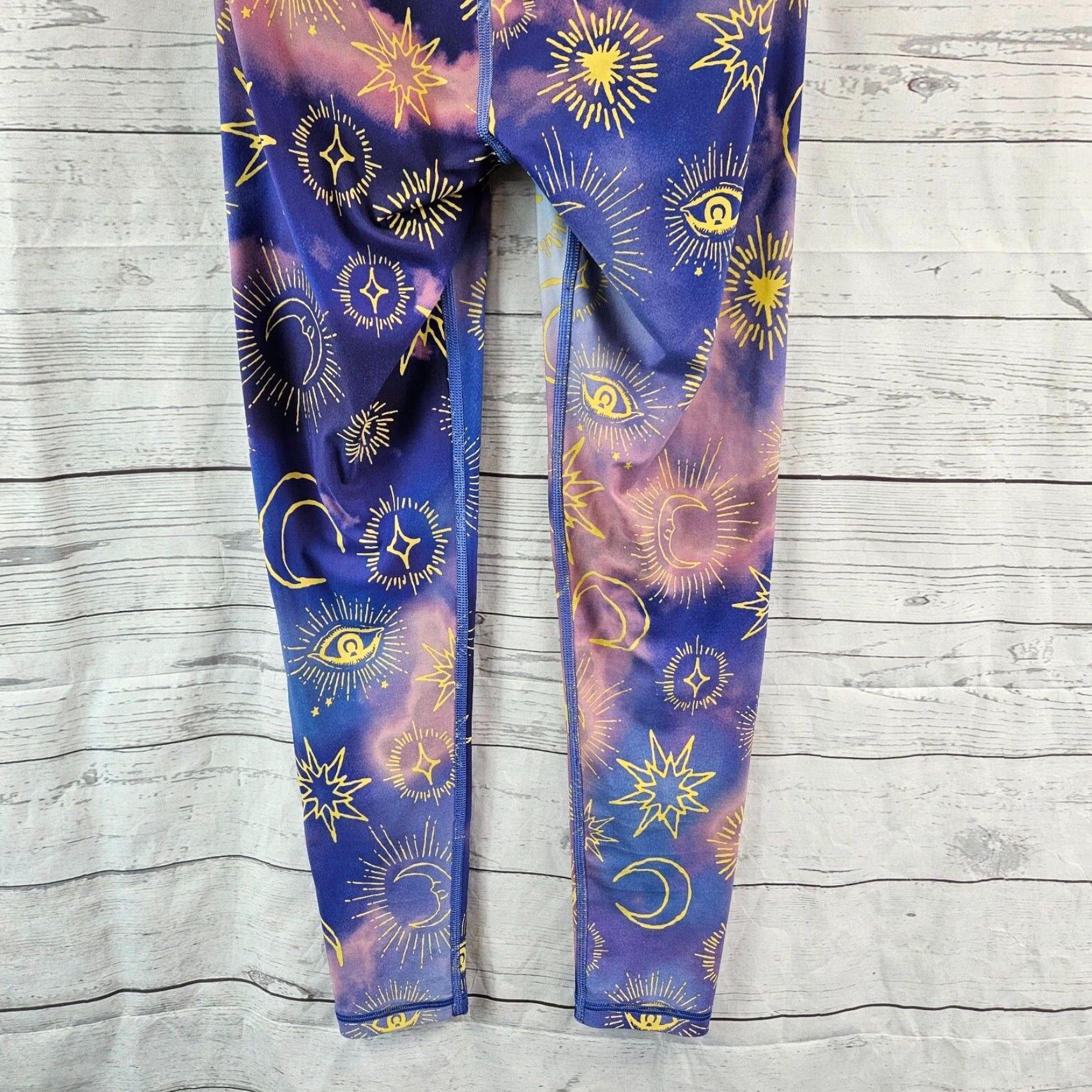Victoria's Secret Victoria's Secret Sport Leggings Womens XS Celestial Blue Yellow Mid Rise Multicolor 7/8 Activewear Size 26" / US 2 / IT 38 - 5 Thumbnail