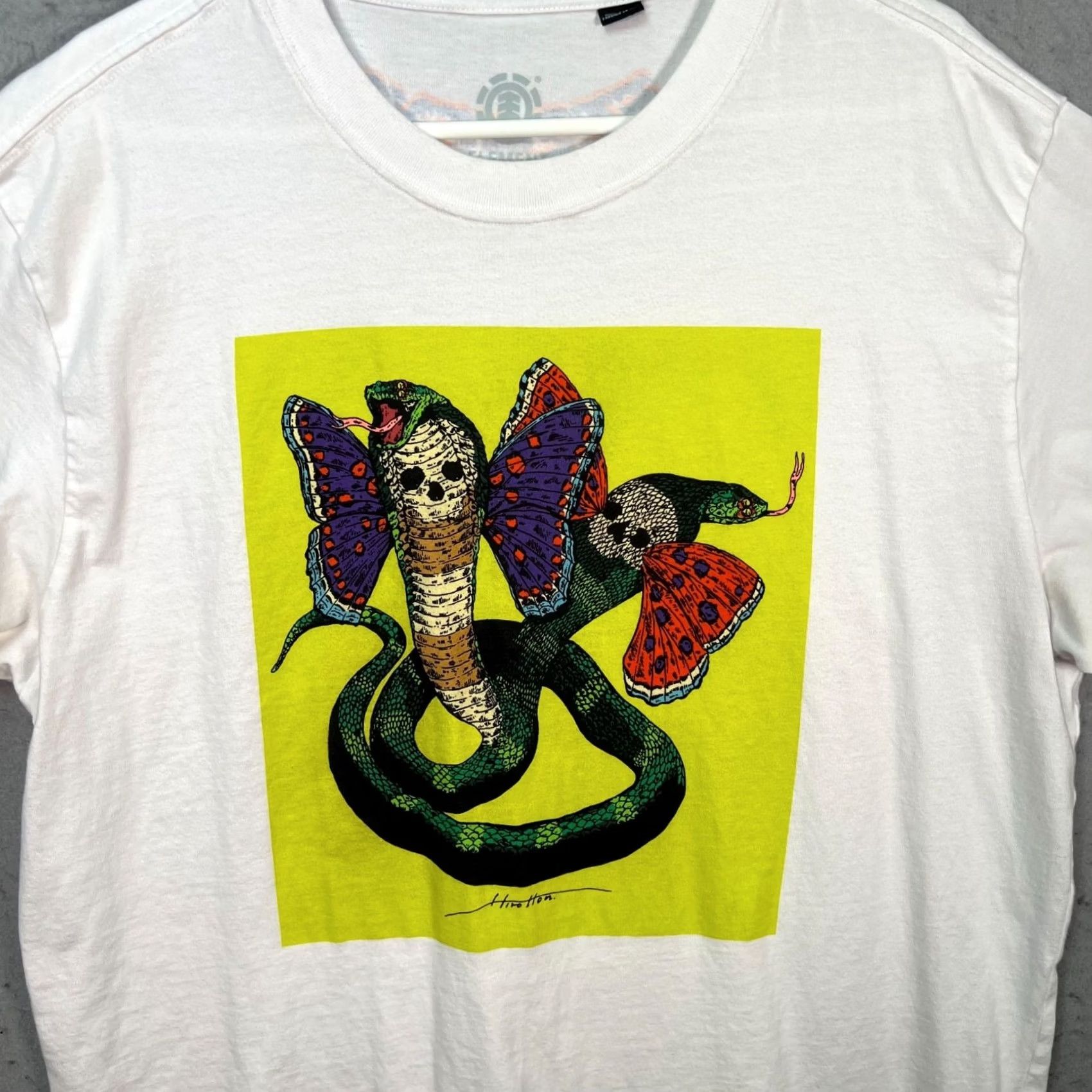 Element Element T-Shirt White Graphic Print Cobra Butterfly Art Mens XL Regular Size US XL / EU 56 / 4 - 4 Thumbnail
