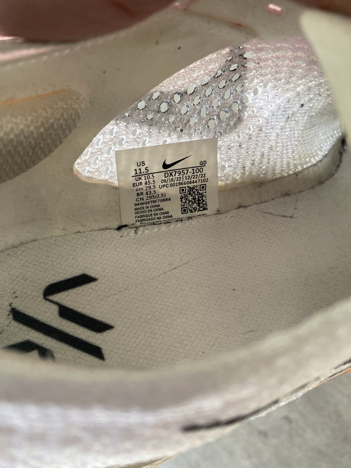 Nike Nike ZoomX Vaporfly Next% 3 Prototype Size US 11.5 / EU 44-45 - 6 Thumbnail