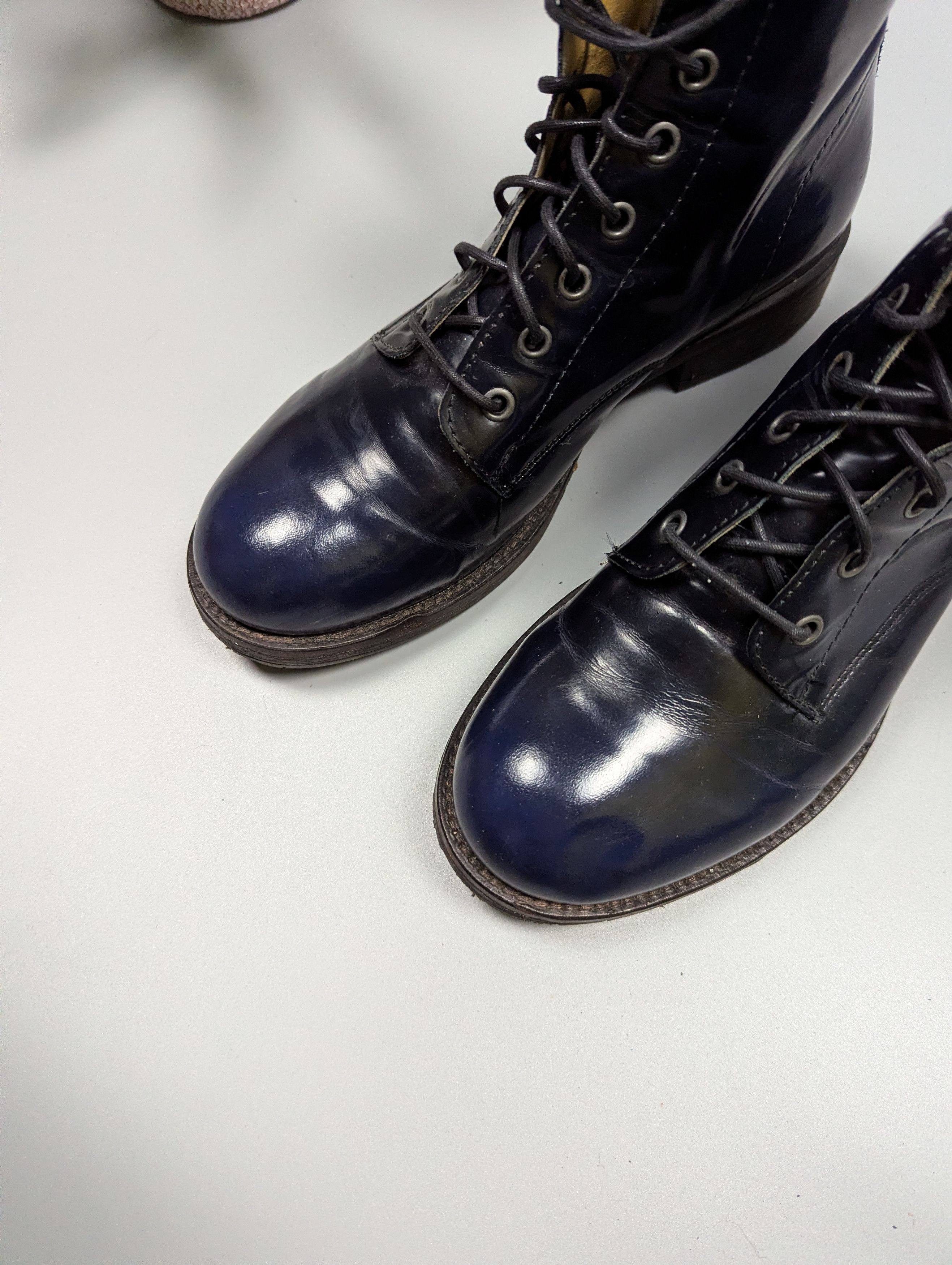 Vintage BRAKO Anatomic Navy Blue Patent Leather Lace-Up Boots Size US 9 / IT 39 - 7 Thumbnail