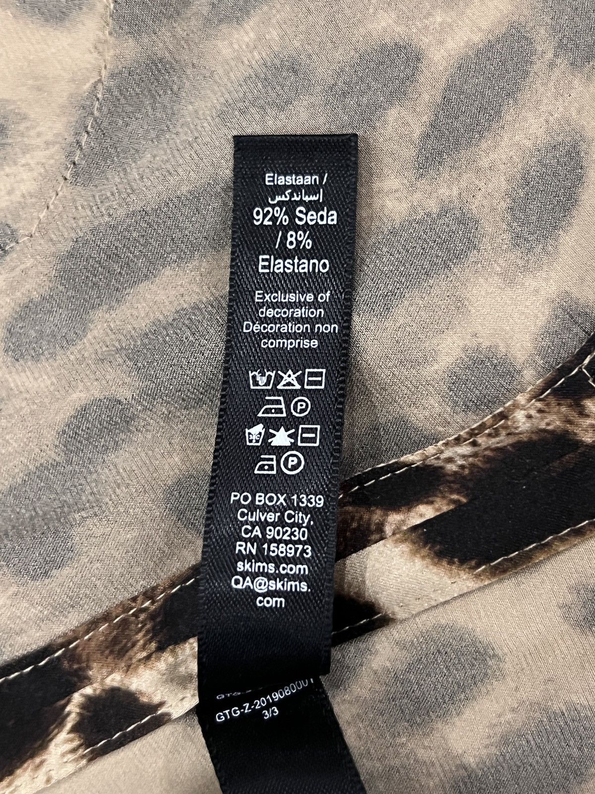 Dolce & Gabbana Dolce & Gabbana by SKIMS FW24 Silk Leopard Print Set Size US M / EU 48-50 / 2 - 19 Thumbnail
