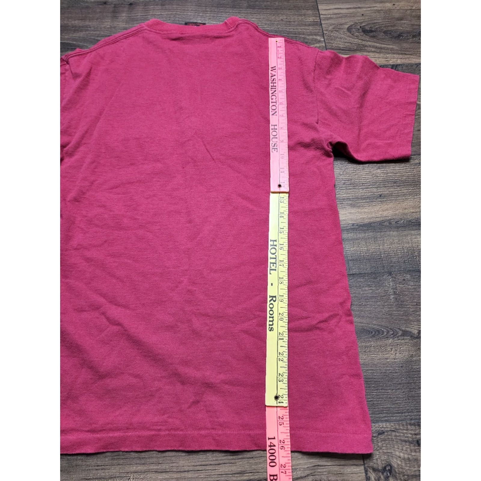 Vintage VINTAGE 1990s Signal Sport Yellowstone National Park Embroidered Crew Neck T-Shirt Men M Red Outdoors Outside Vintage Shirt Size US M / EU 48-50 / 2 - 3 Thumbnail