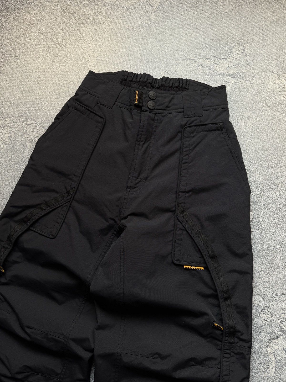 Oakley vintage 90s oakley ski pants rare gorpcore streetwear Size US 32 / EU 48 - 2 Thumbnail