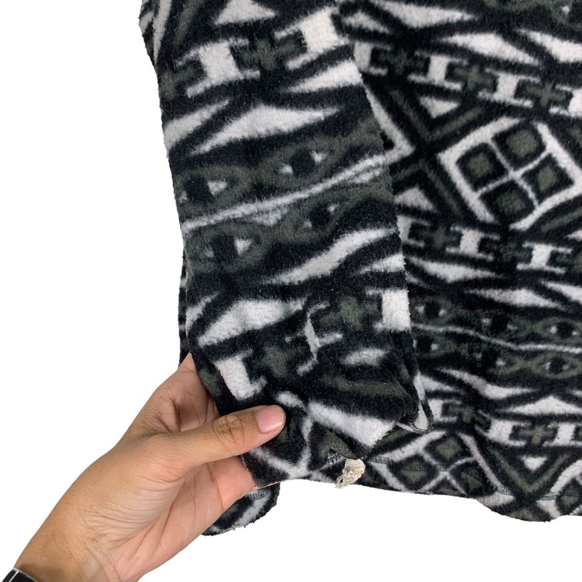 Michiko Koshino London Michiko Koshino Abstract Design Pullover Fleece #0888-C40 Size US M / EU 48-50 / 2 - 7 Thumbnail