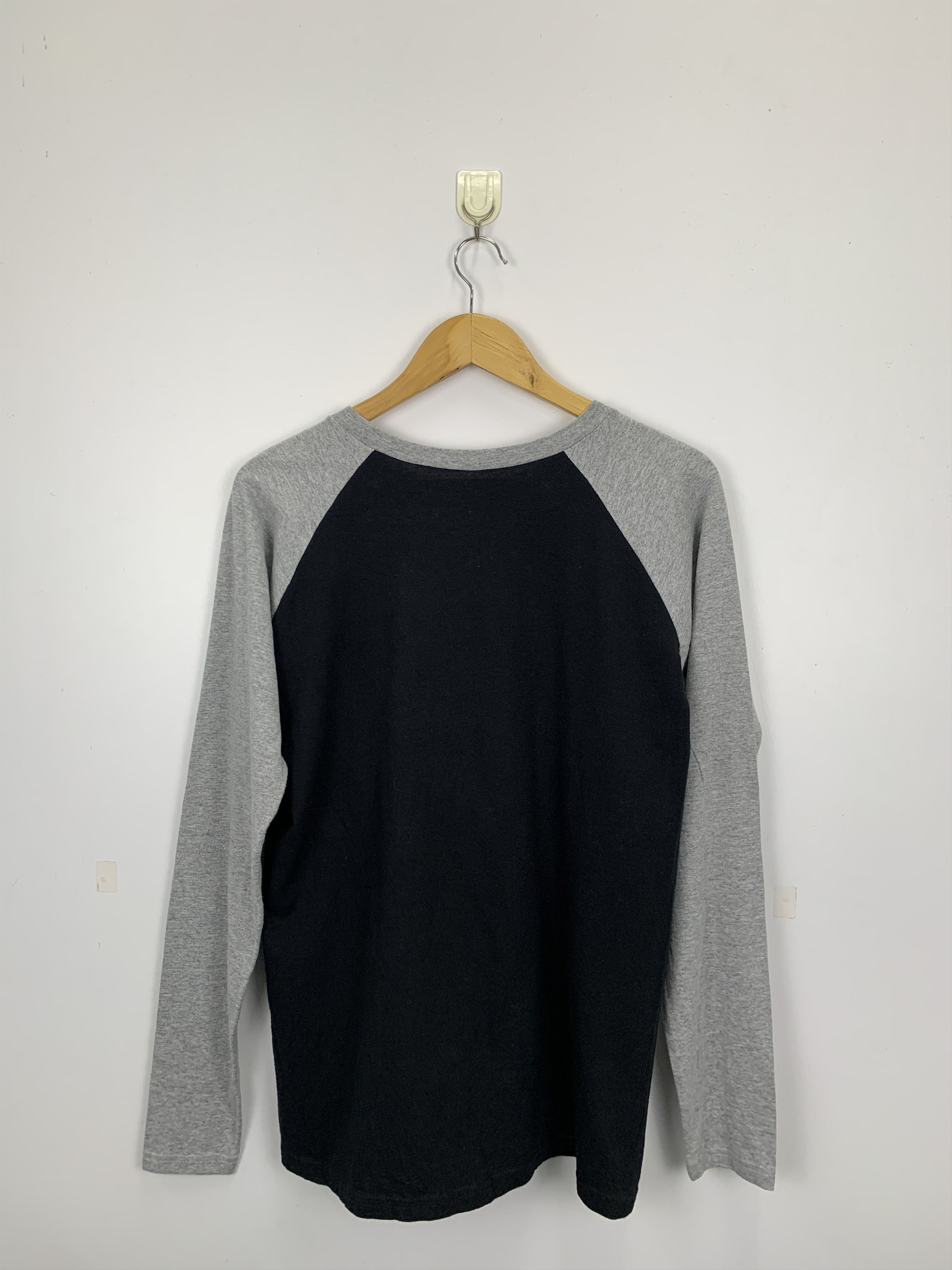 Other Harry Potter Hogwarts Longsleeve Tee TA0135 Size US XL / EU 56 / 4 - 3 Thumbnail