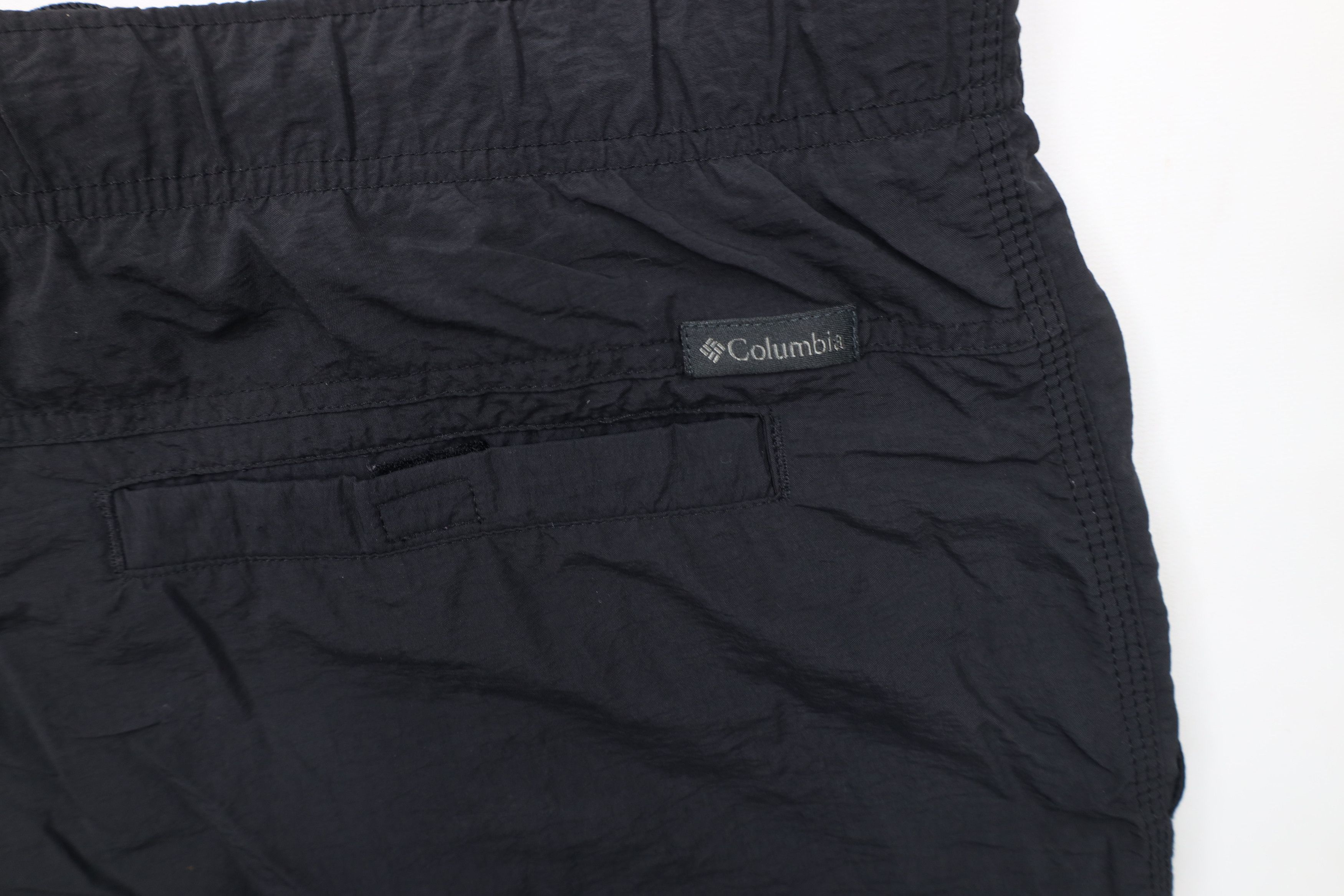 Columbia × Vintage Vintage Columbia Lined Above Knee Cargo Shorts Baggies Black Size US 36 / EU 52 - 14 Thumbnail