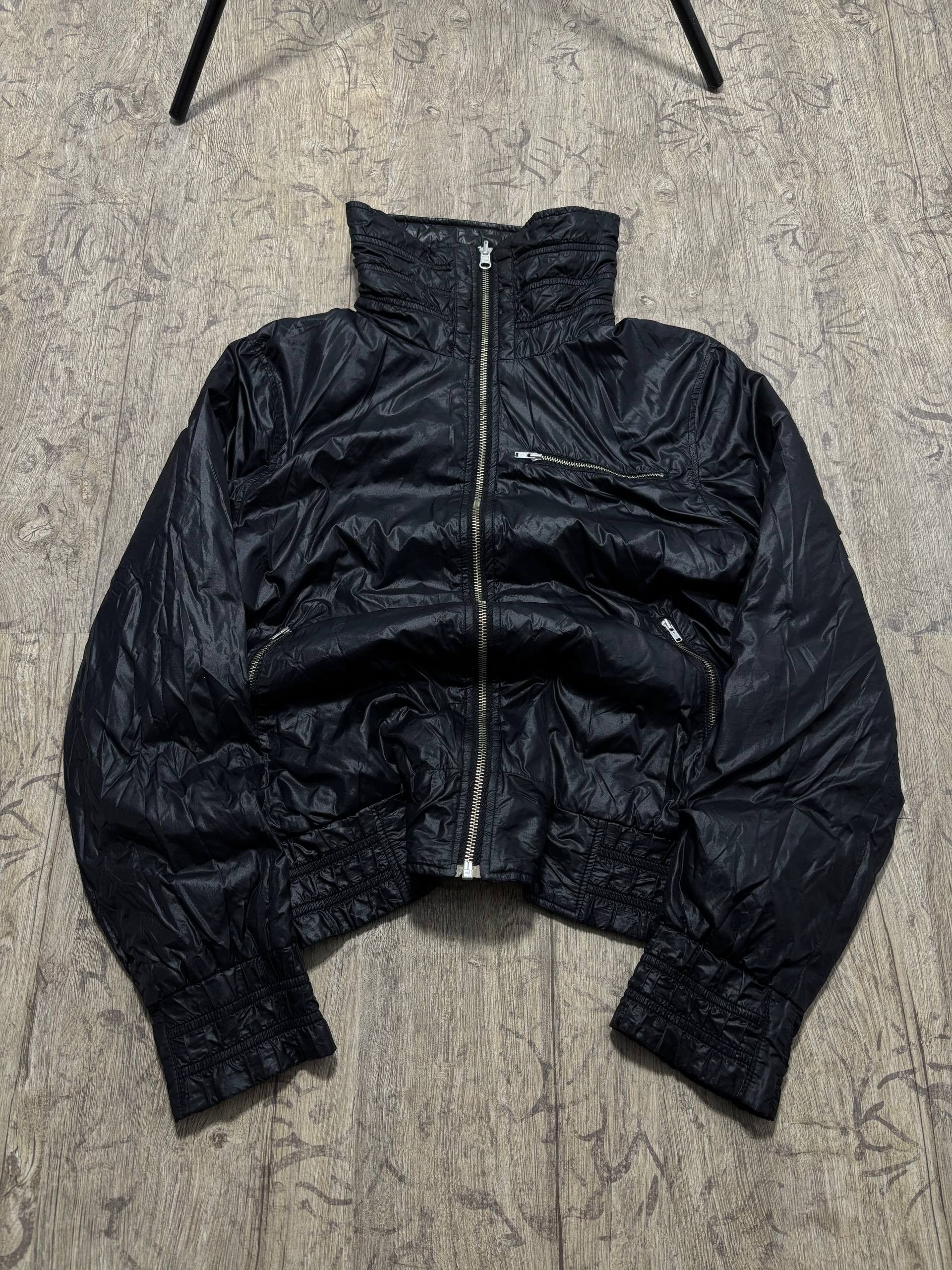 Japanese Brand CAP-C Utility Black Shiny Nylon Cropped Puffer Jacket M Size US S / EU 44-46 / 1 - 2 Thumbnail