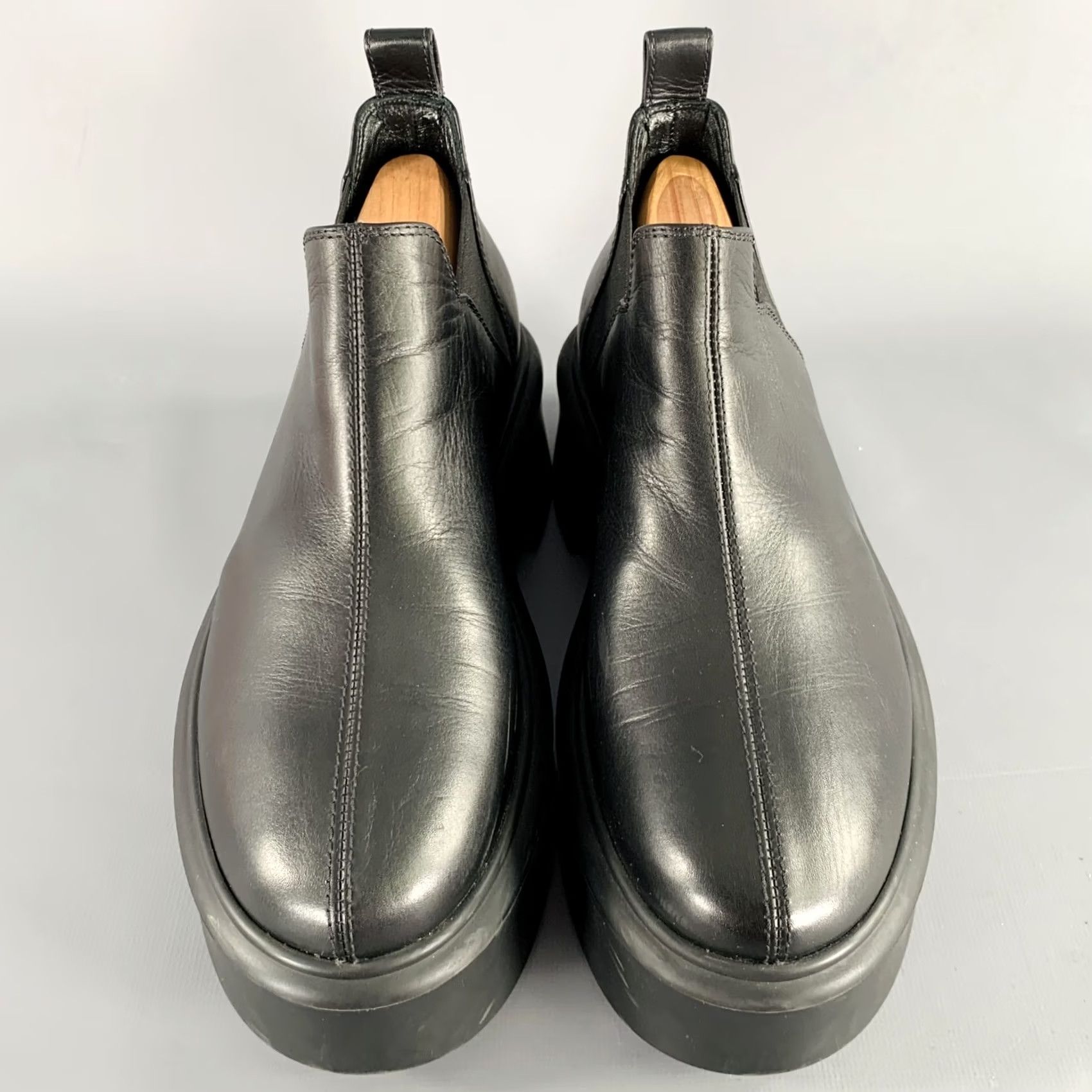 The Row THE ROW Black Leather Platform Chelsea Boots 7.5 Women Shoes Chelsea Platform Boots Women Leather Black 7.5 THE ROW Size US 8 / IT 38 - 4 Thumbnail