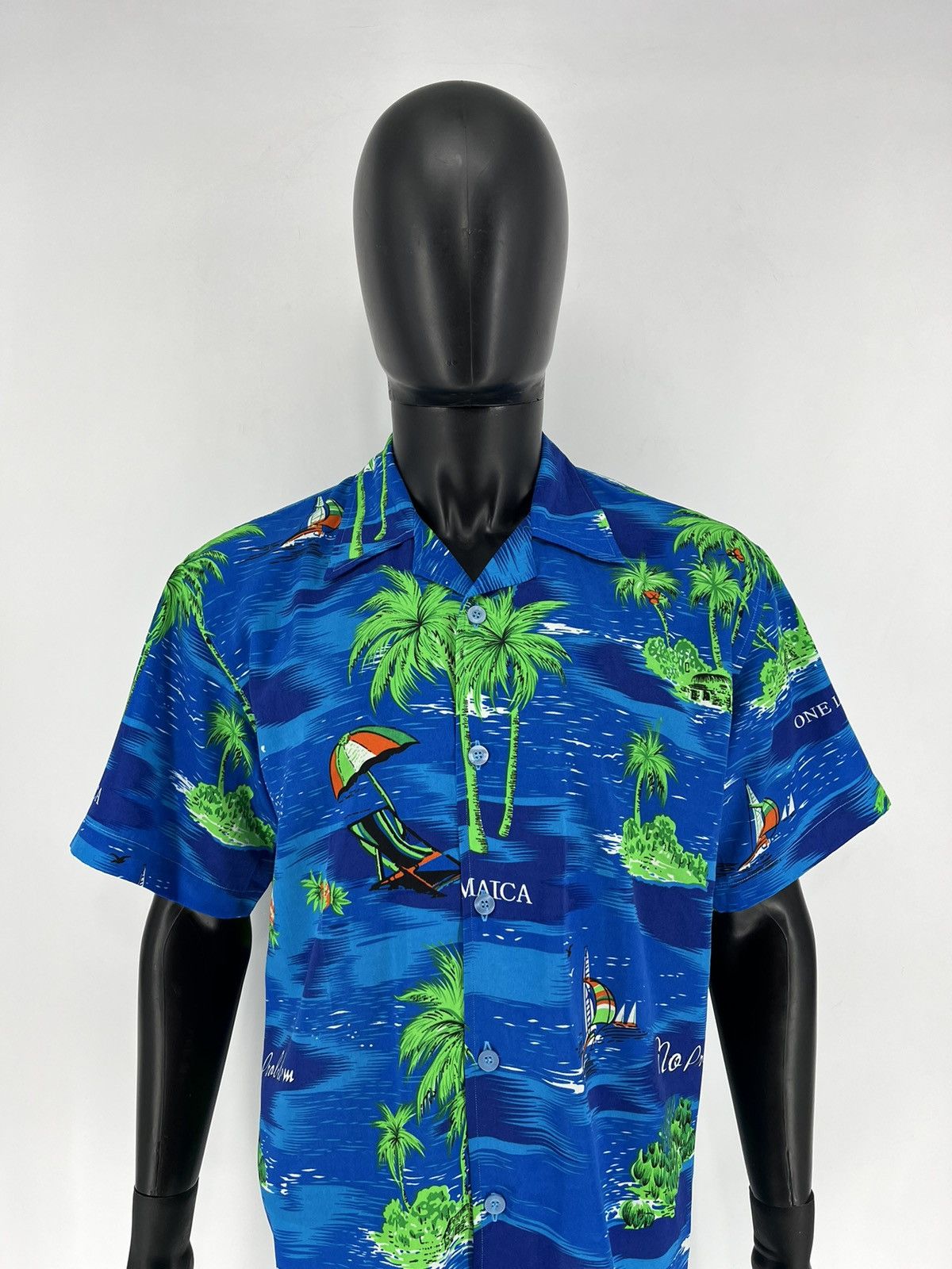 Vintage Vintage 90s Aloha Wear Hawaiian Shirt Summer American Size US S / EU 44-46 / 1 - 1 Thumbnail