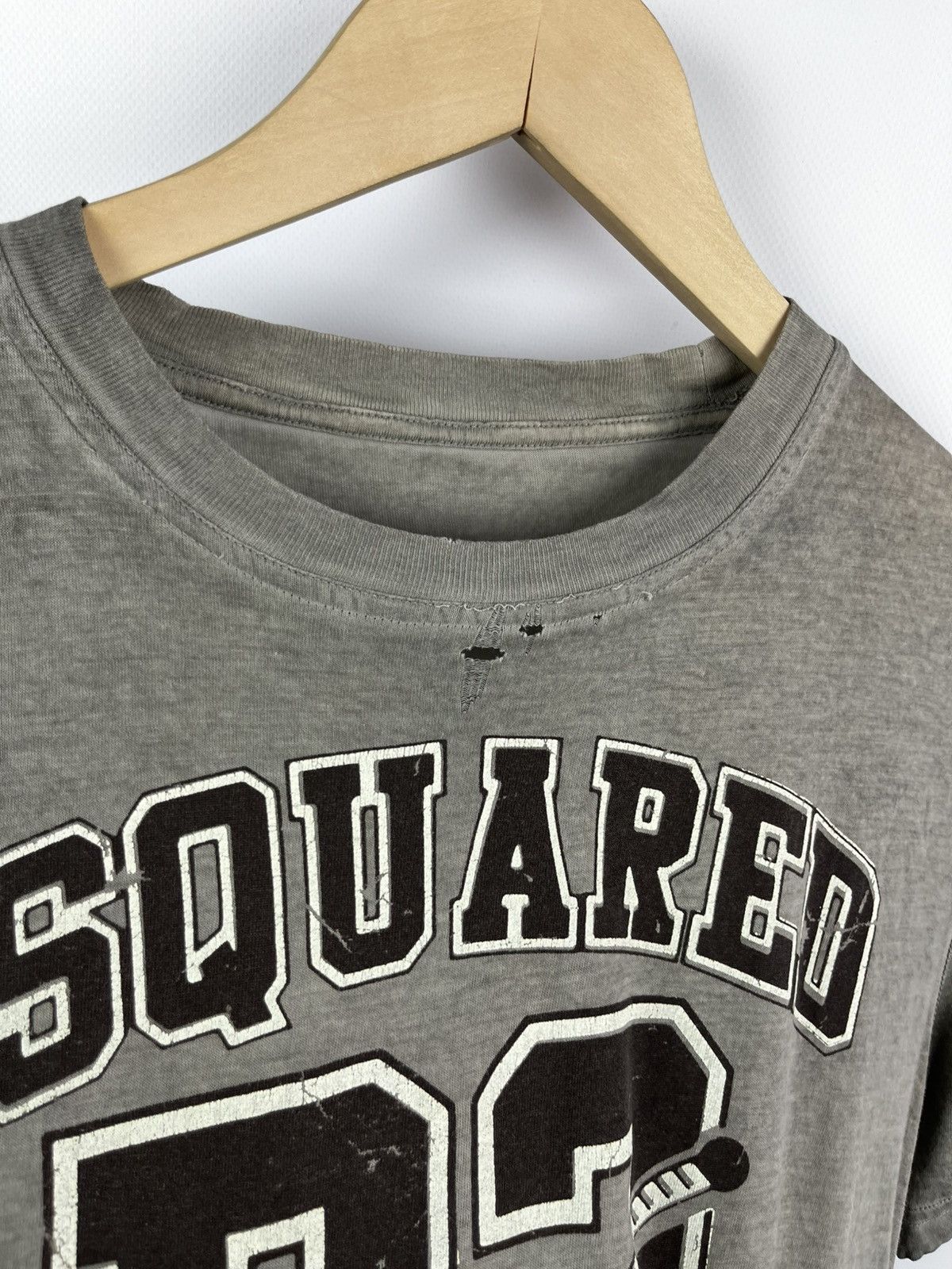 Dsquared2 Dsquared distressed t shirt vintage Size US L / EU 52-54 / 3 - 7 Thumbnail