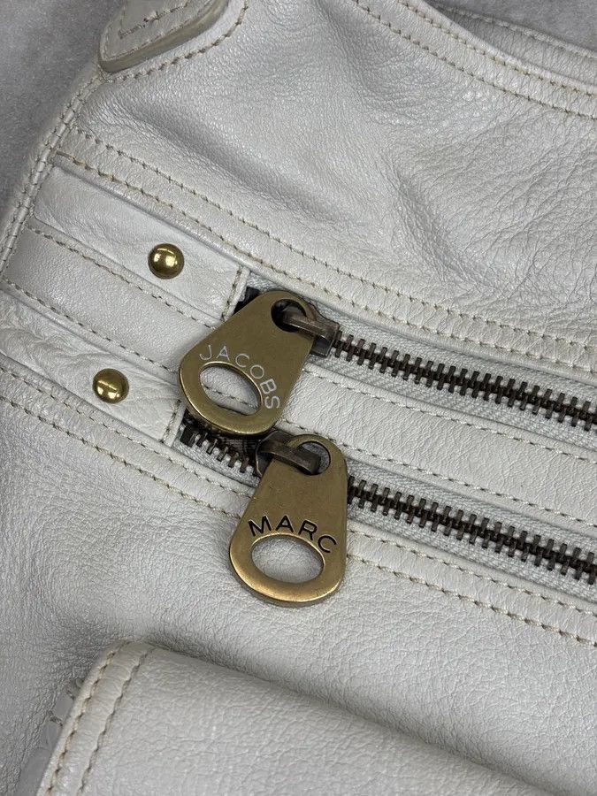 Marc Jacobs 2000s Marc by Marc Jacobs Cream Leather Multi-Pocket Shoulder Bag Size ONE SIZE - 7 Thumbnail