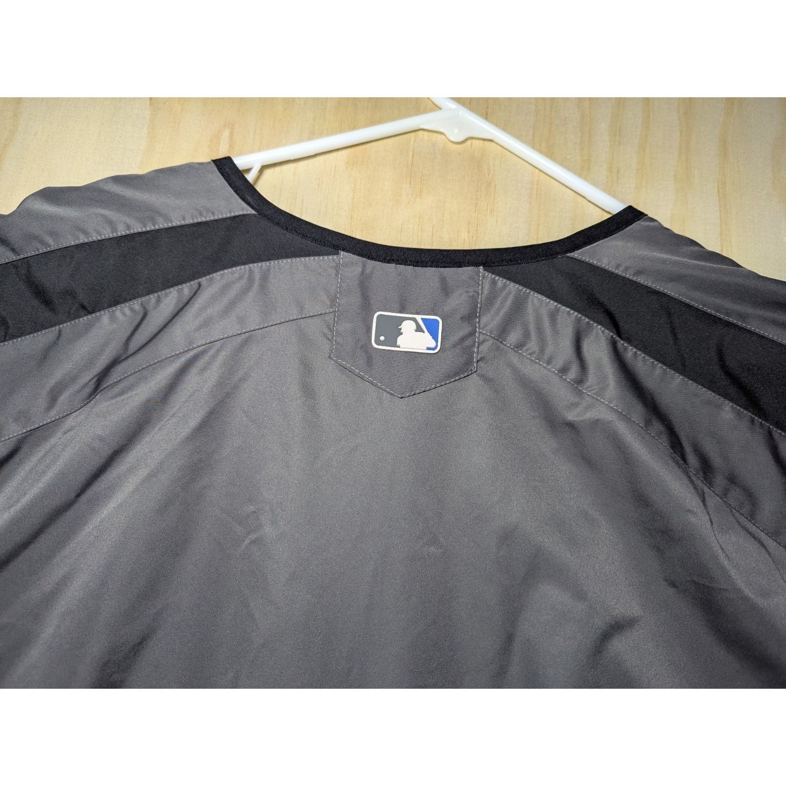 Majestic Majestic Men's Large Toronto Blue Jays MLB Authentic Jacket Size US L / EU 52-54 / 3 - 11 Thumbnail