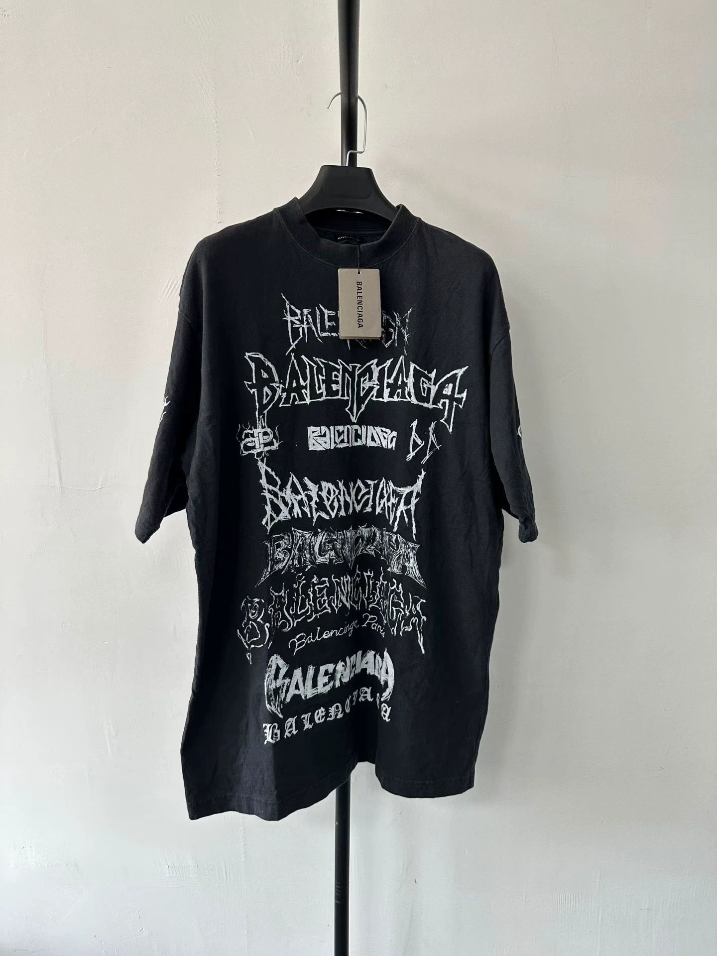 Balenciaga BALENCIAGA Dog-Print Oversized T-Shirt XS $575 | Grailed