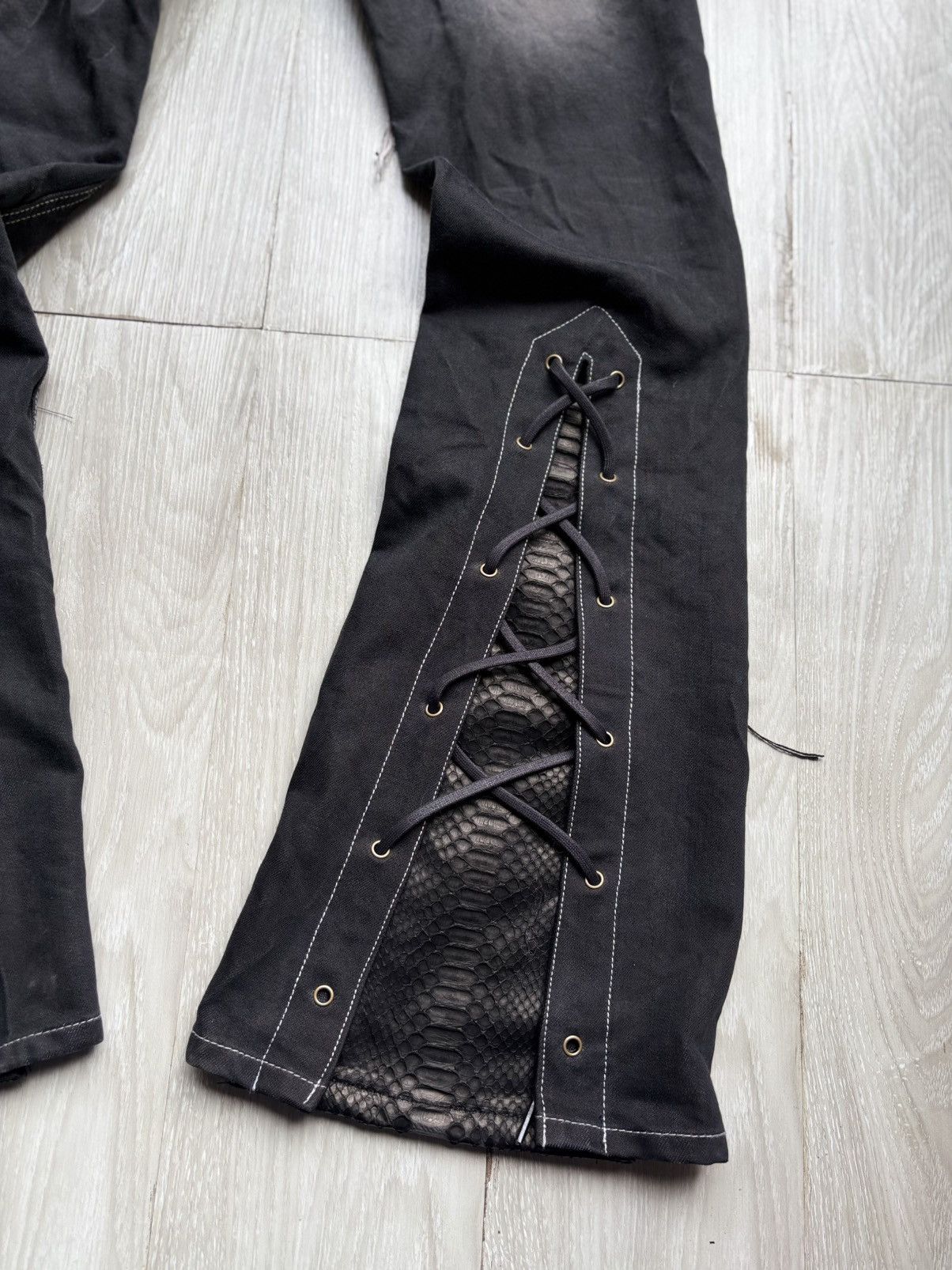 semanticdesign SEMANTIC DESIGN lace-up jeans Size US 29 - 7 Thumbnail