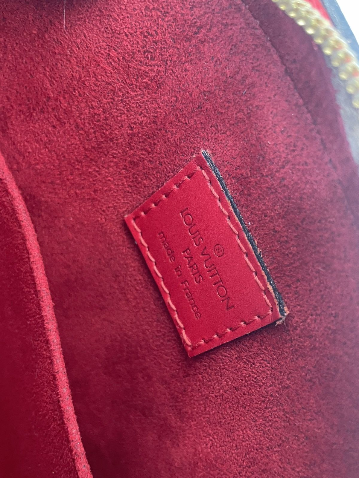 Louis Vuitton Louis Vuitton epi Jasmine red hand bag Size ONE SIZE - 12 Thumbnail