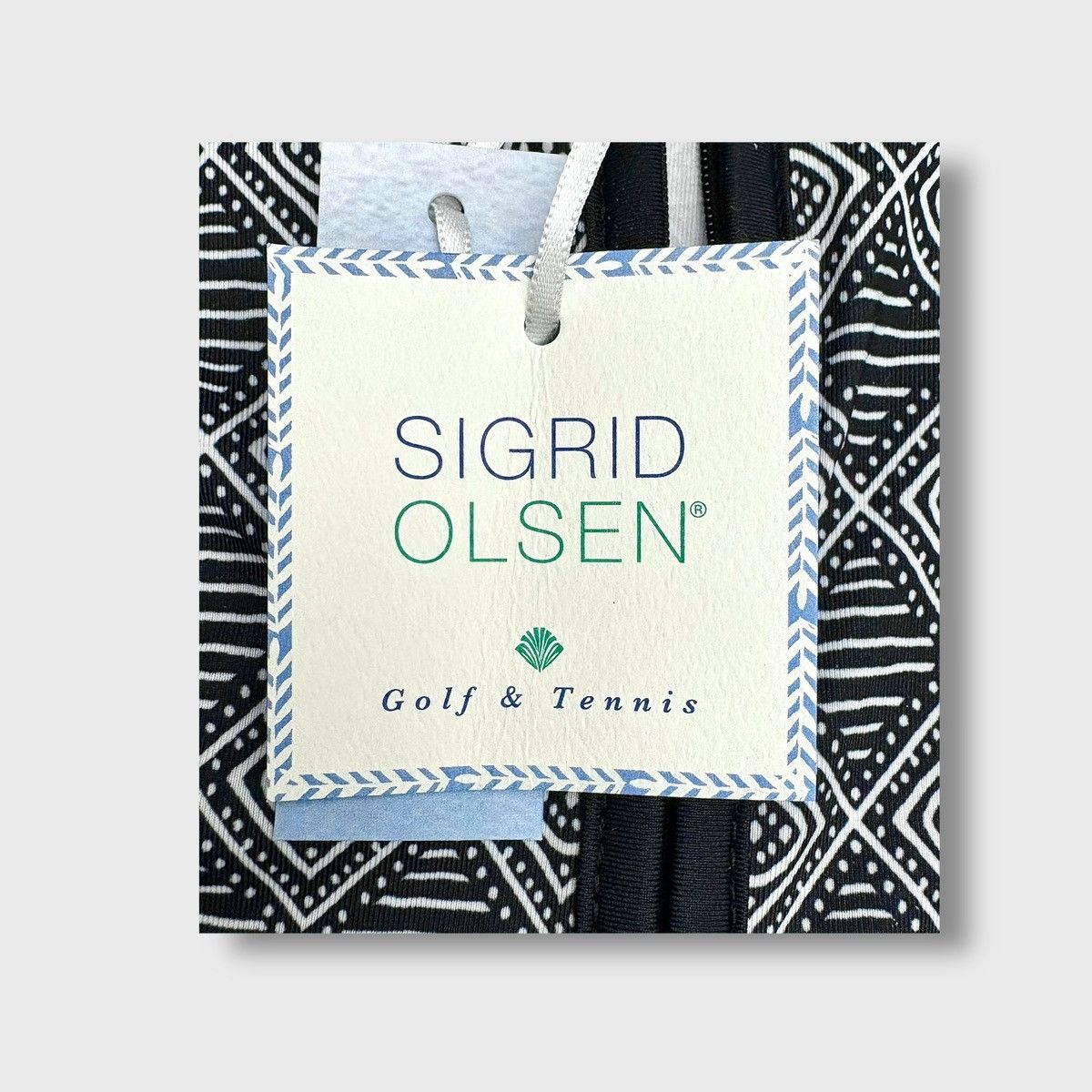 Other Sigrid Olsen Women’s 50 UPF Printed Collar Top Sz L Size L / US 10 / IT 46 - 10 Thumbnail