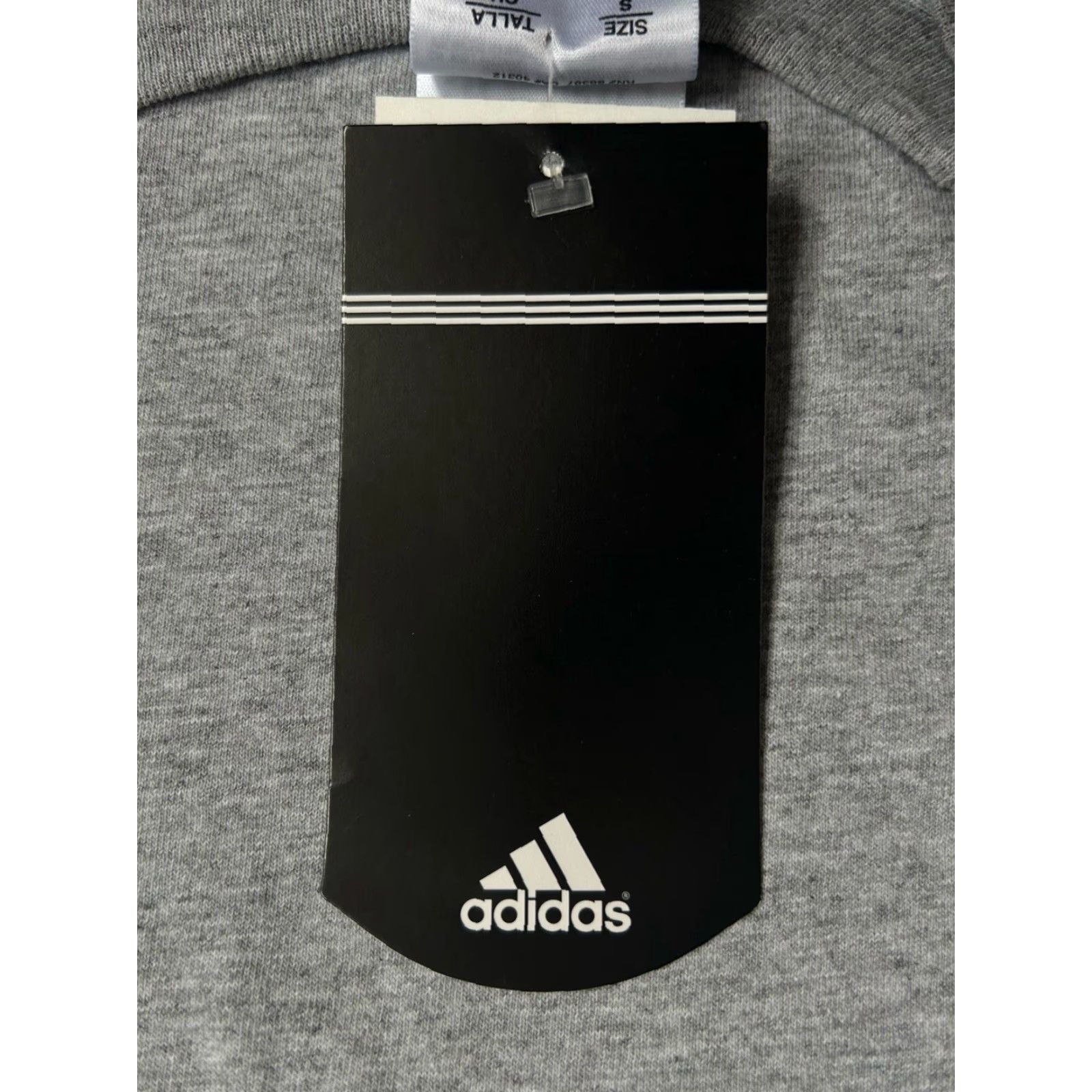 Adidas VINTAGE adidas Mountain Logo T-Shirt Mens Small Gray NWT 2004 Deadstock Logo Embroidered Mountain 21" Across 28" Long 8.5" Arms(Size) Size US S / EU 44-46 / 1 - 2 Thumbnail
