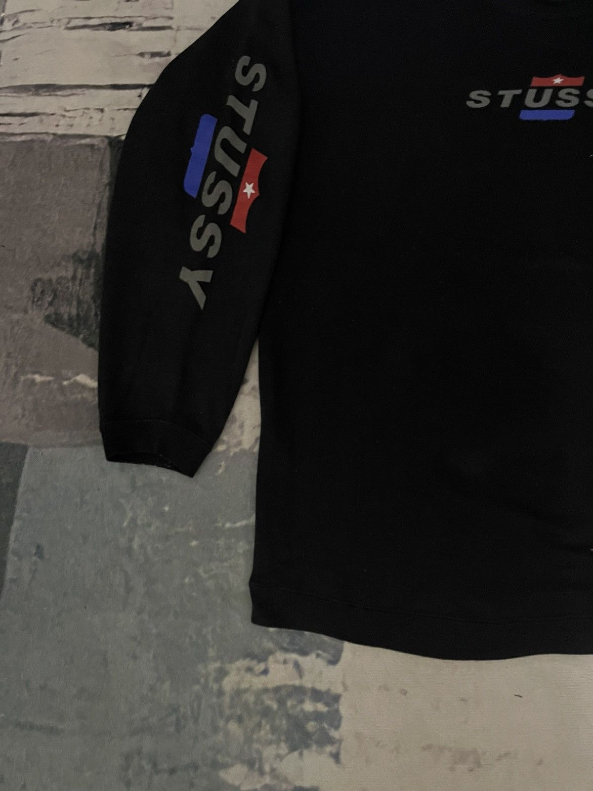 Stussy 90s STUSSY CUBAN FLAG LONG SLEEVE SPELLOUT CREW NECK RARE XL Size US XL / EU 56 / 4 - 3 Thumbnail