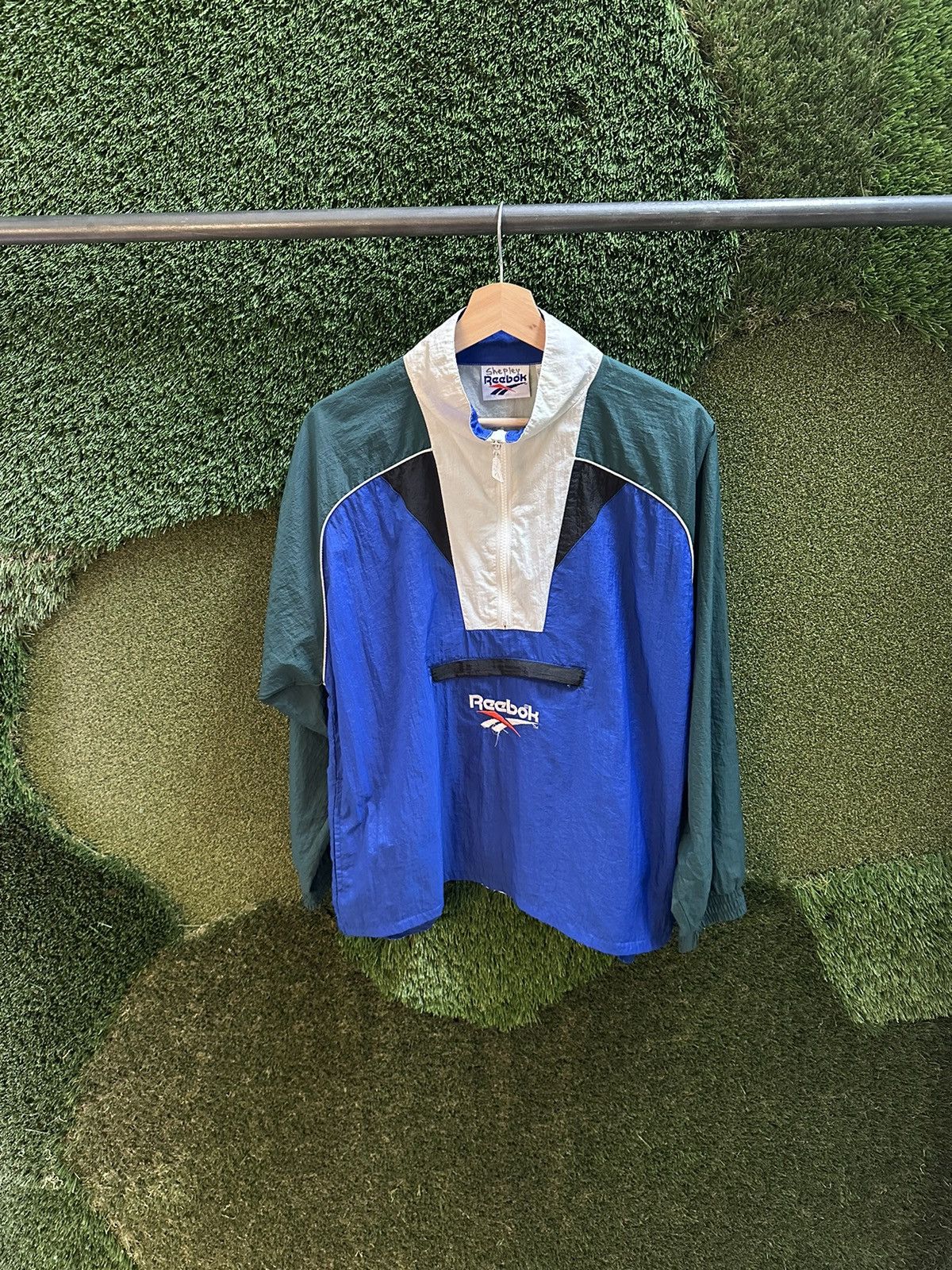 Reebok × Vintage Vintage Reebok 1/2 Zip Light Jacket Large Size US L / EU 52-54 / 3 - 1 Thumbnail