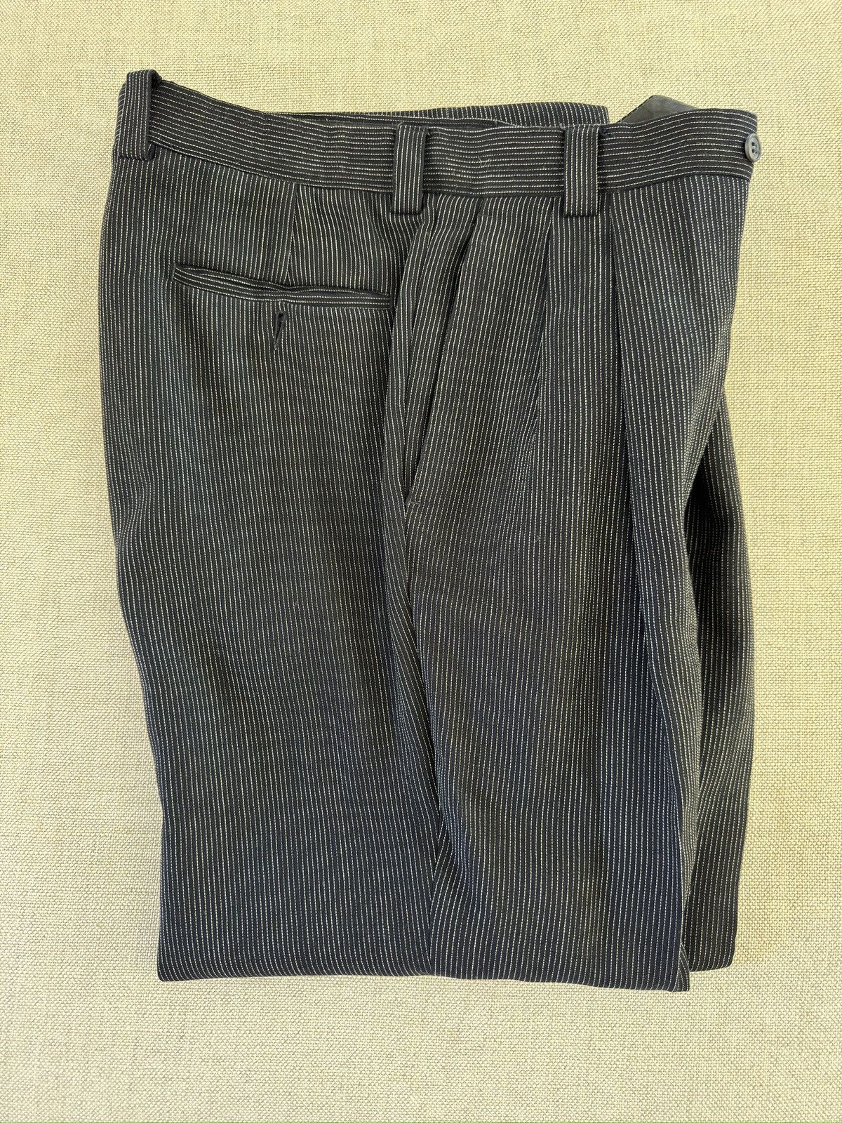 Versace VERSACE CLASSIC V2 Striped DB 6 Button Suit in Black 42R Size 44R - 14 Thumbnail