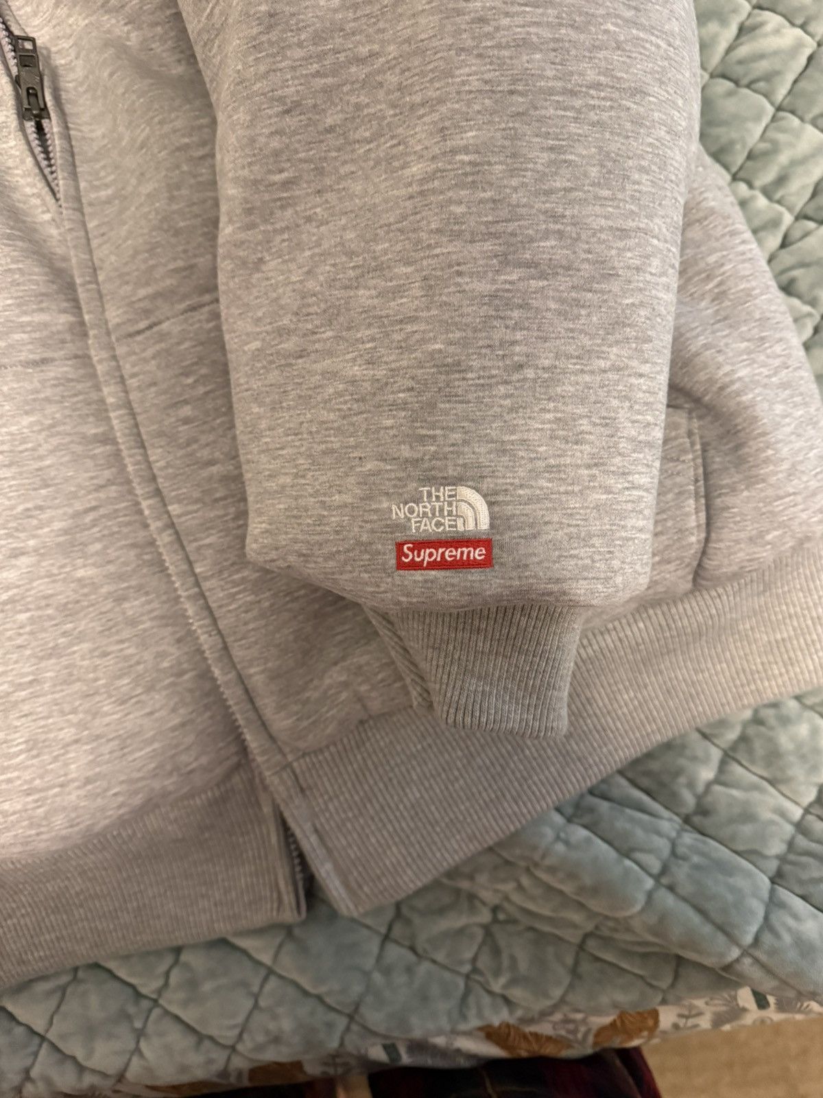 Supreme × The North Face Supreme x TNF down filled zip up Size US L / EU 52-54 / 3 - 4 Thumbnail